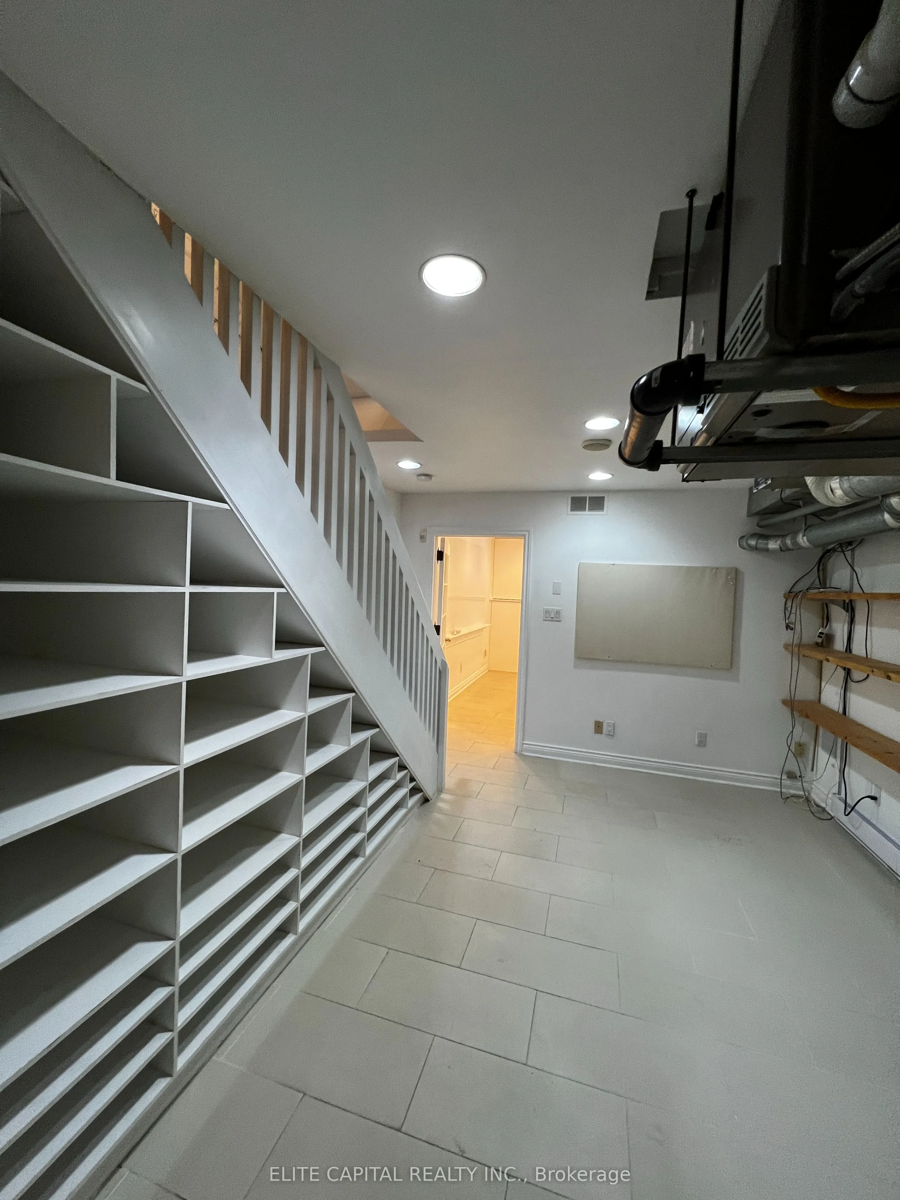 362 Dupont Street