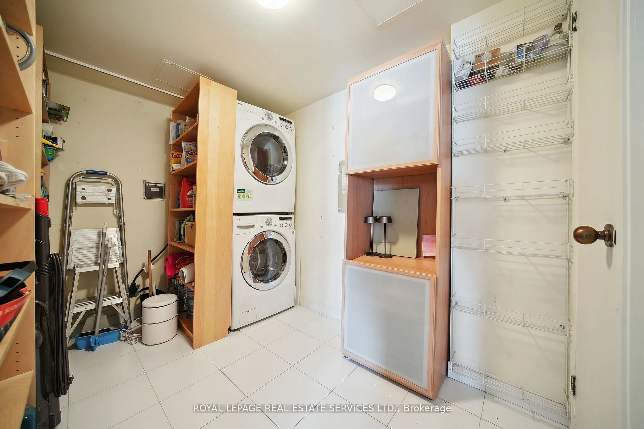 480 Queens Quay W #601