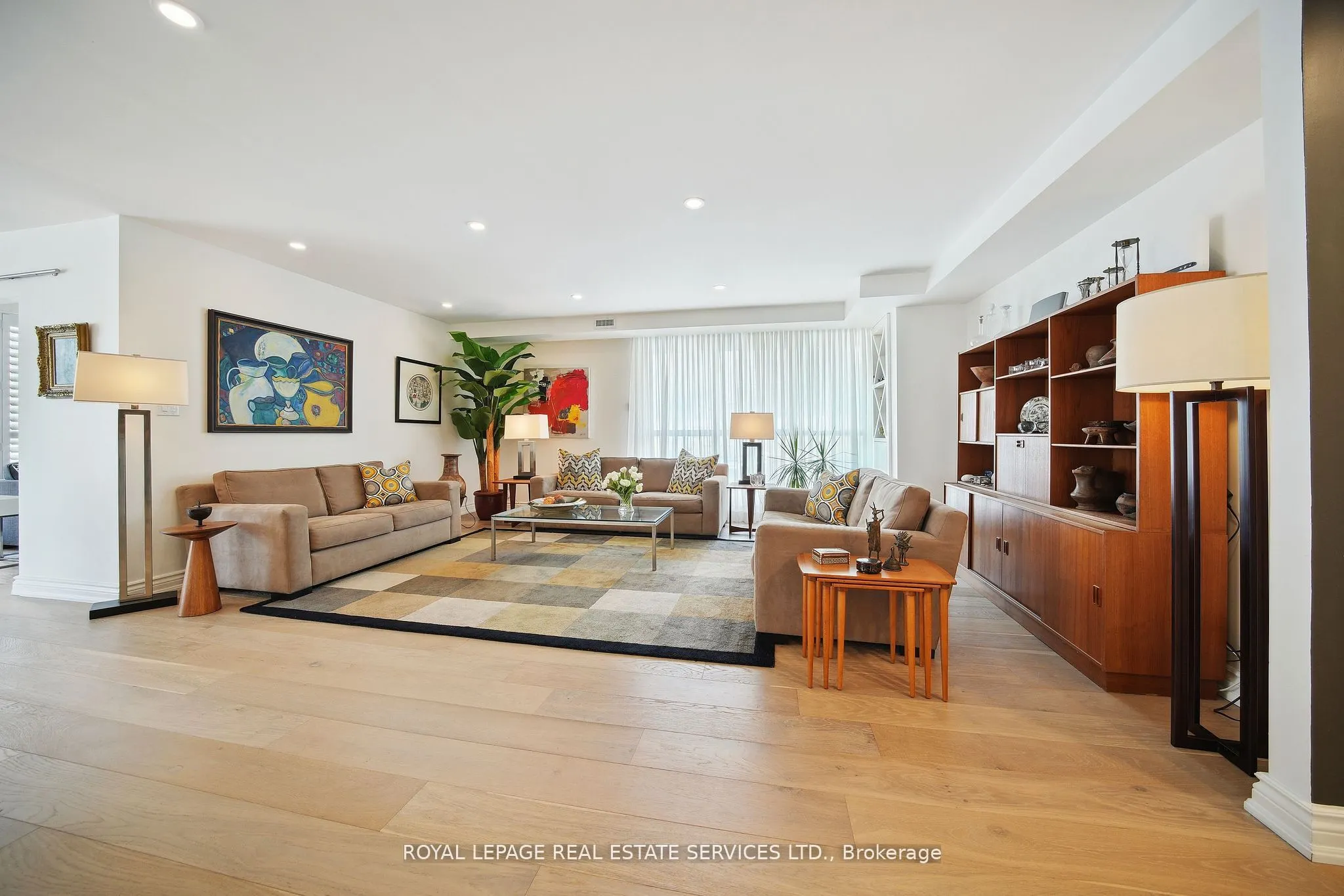 480 Queens Quay W #601