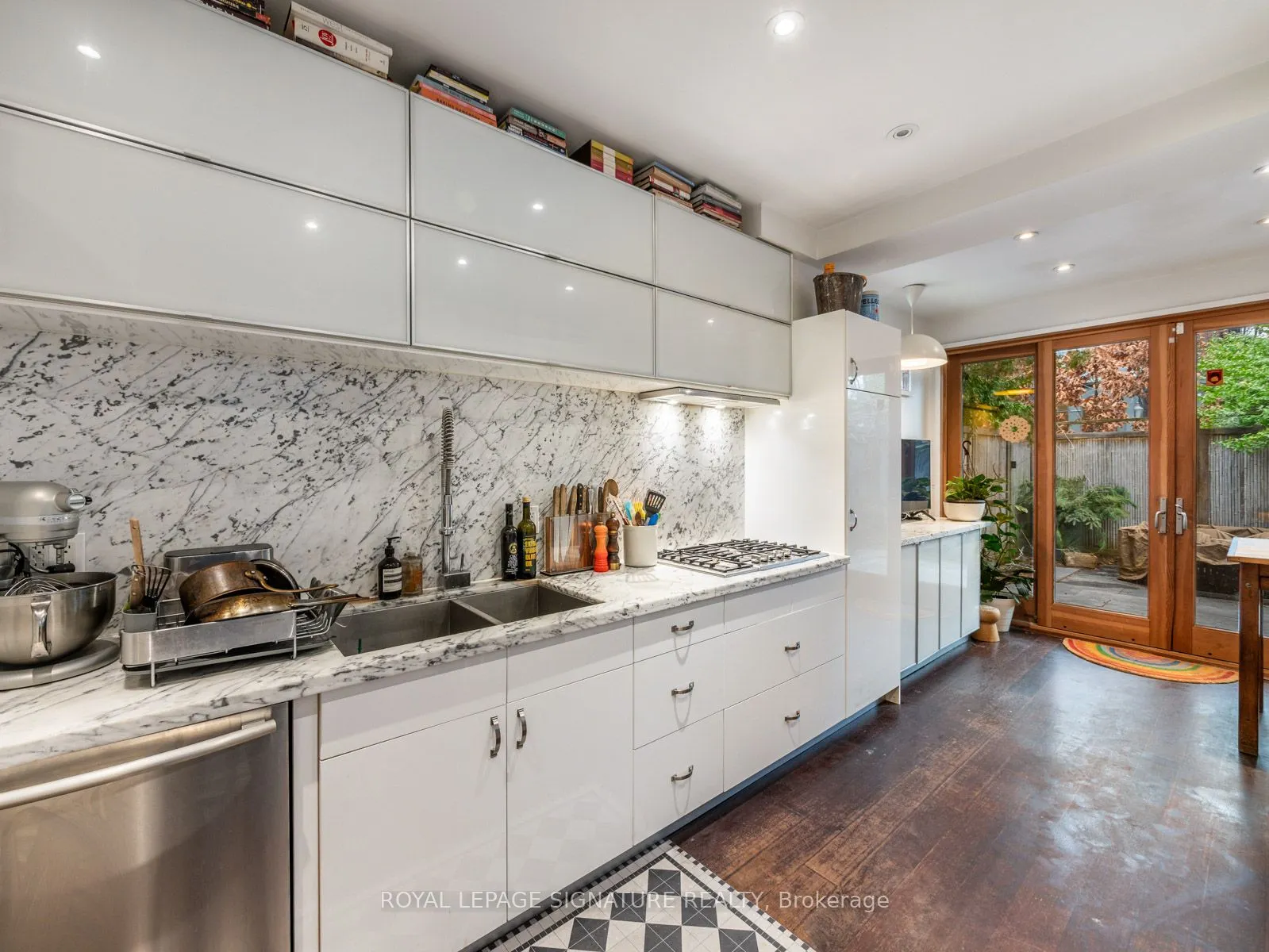 14 Tranby Avenue