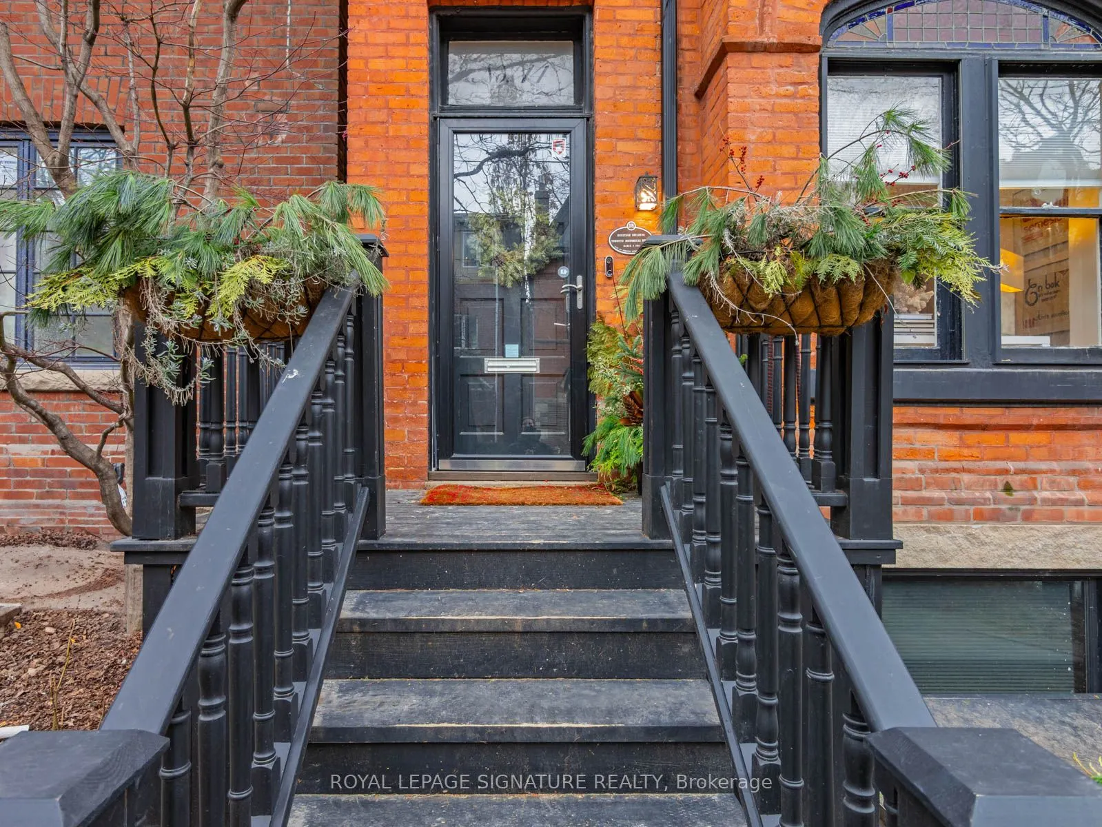14 Tranby Avenue