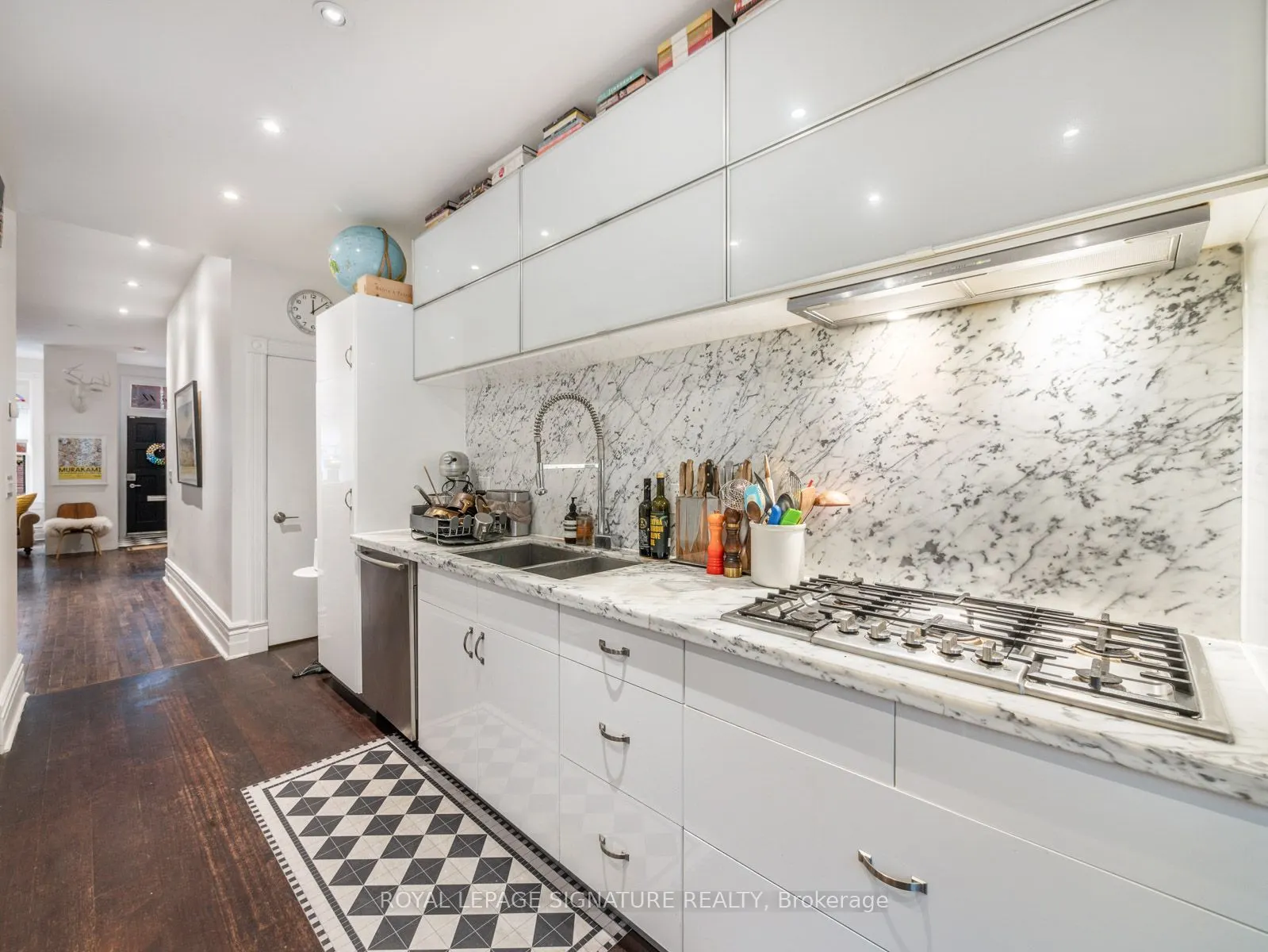 14 Tranby Avenue