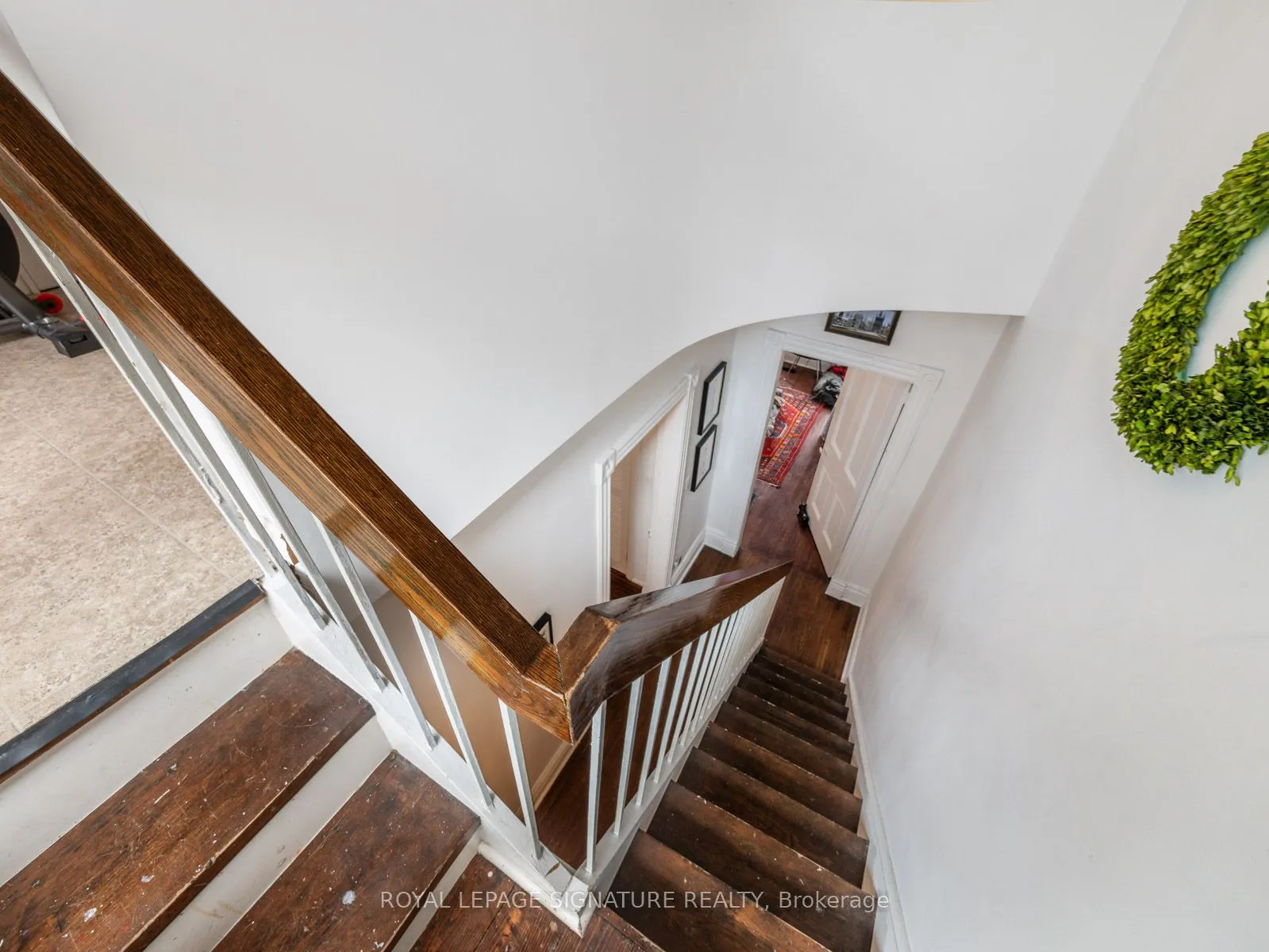 14 Tranby Avenue