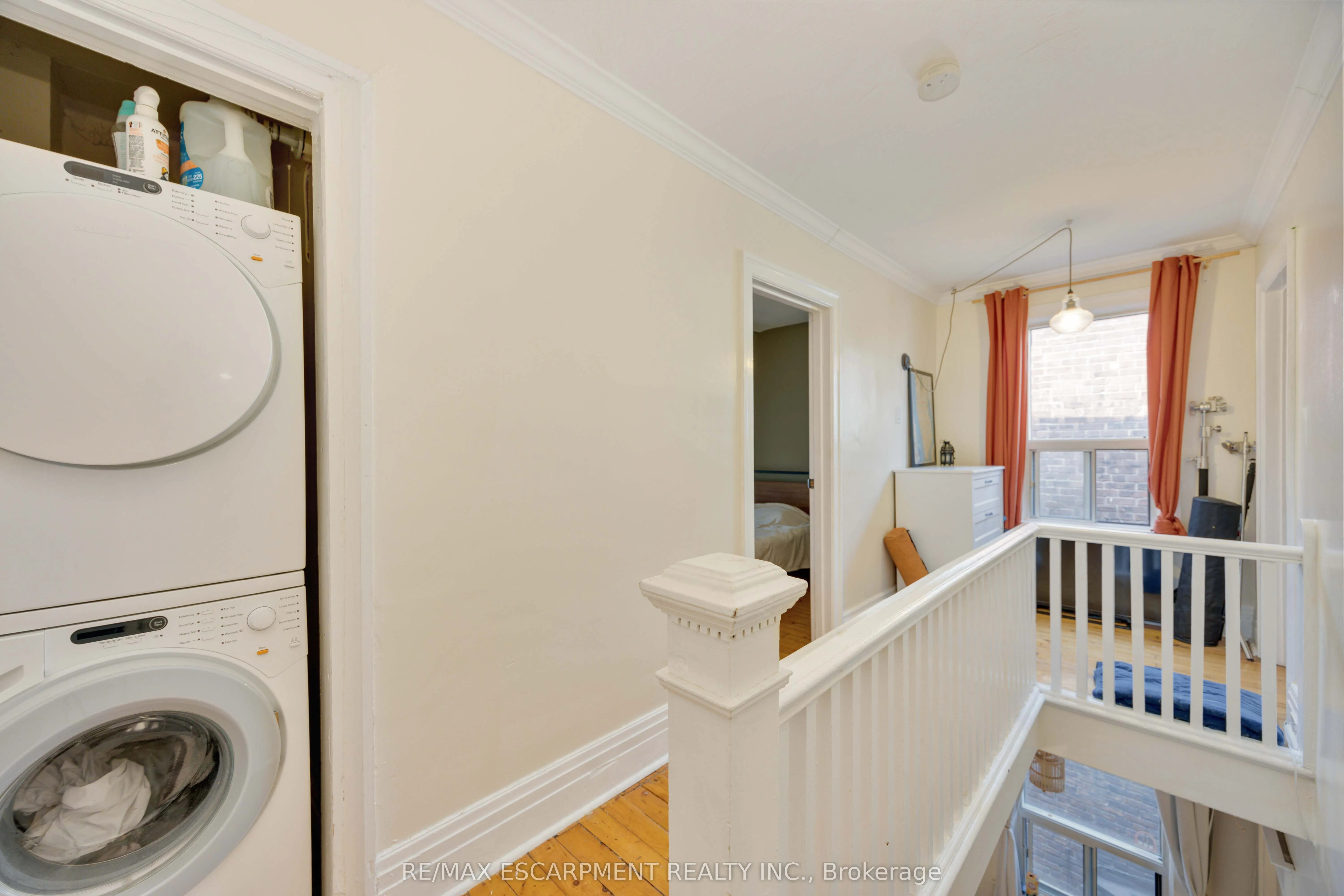 689 Dovercourt Road
