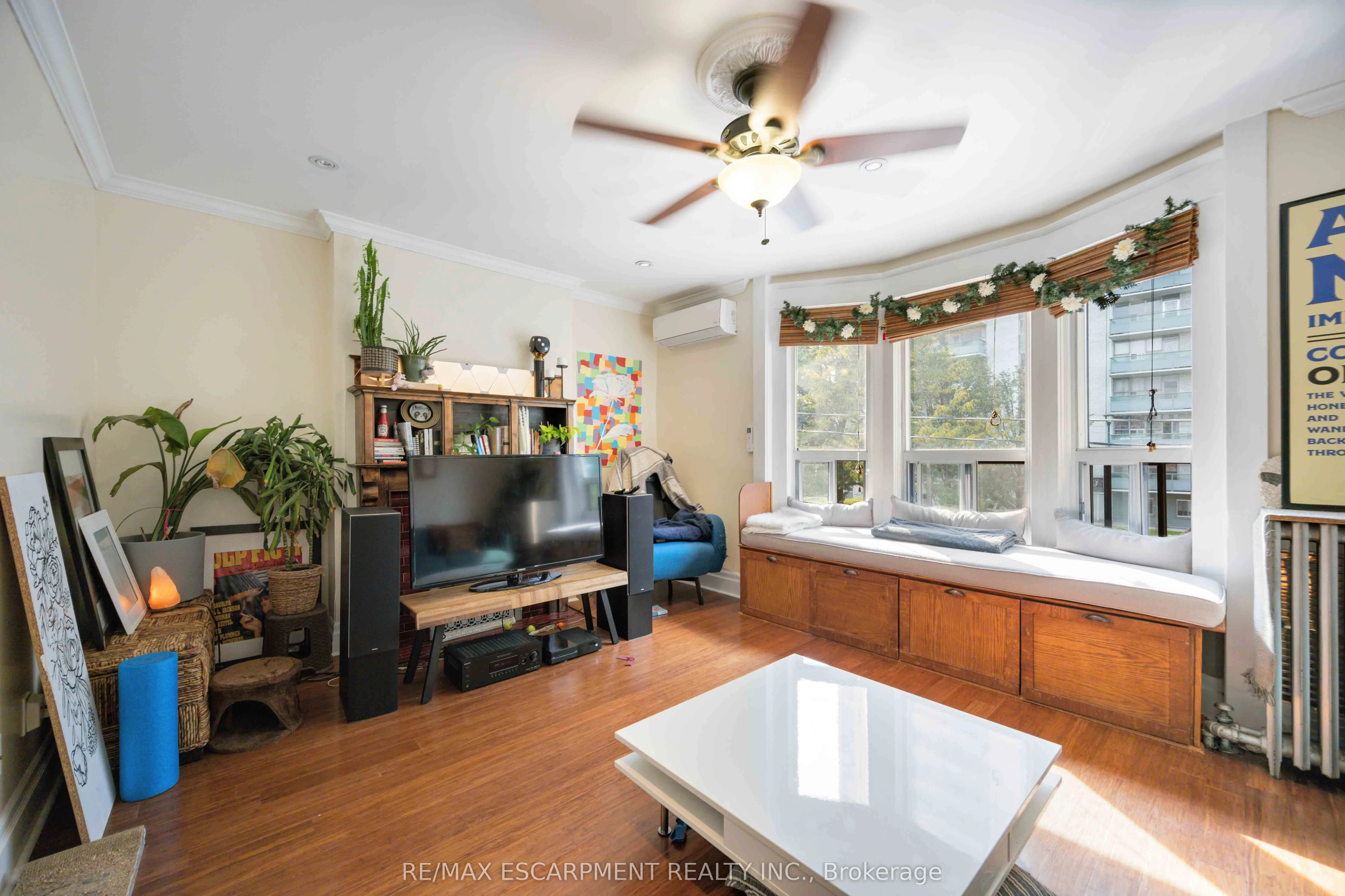 689 Dovercourt Road
