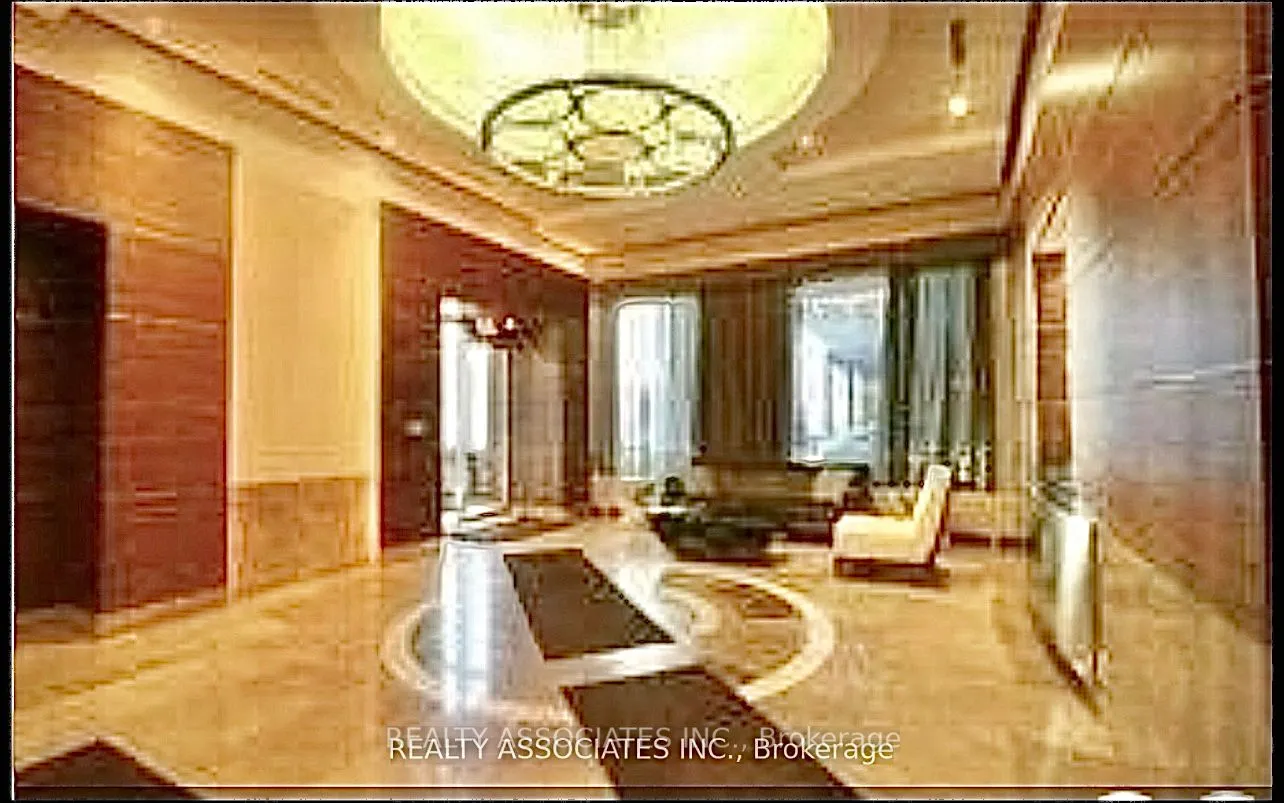 761 Bay Street, #2702