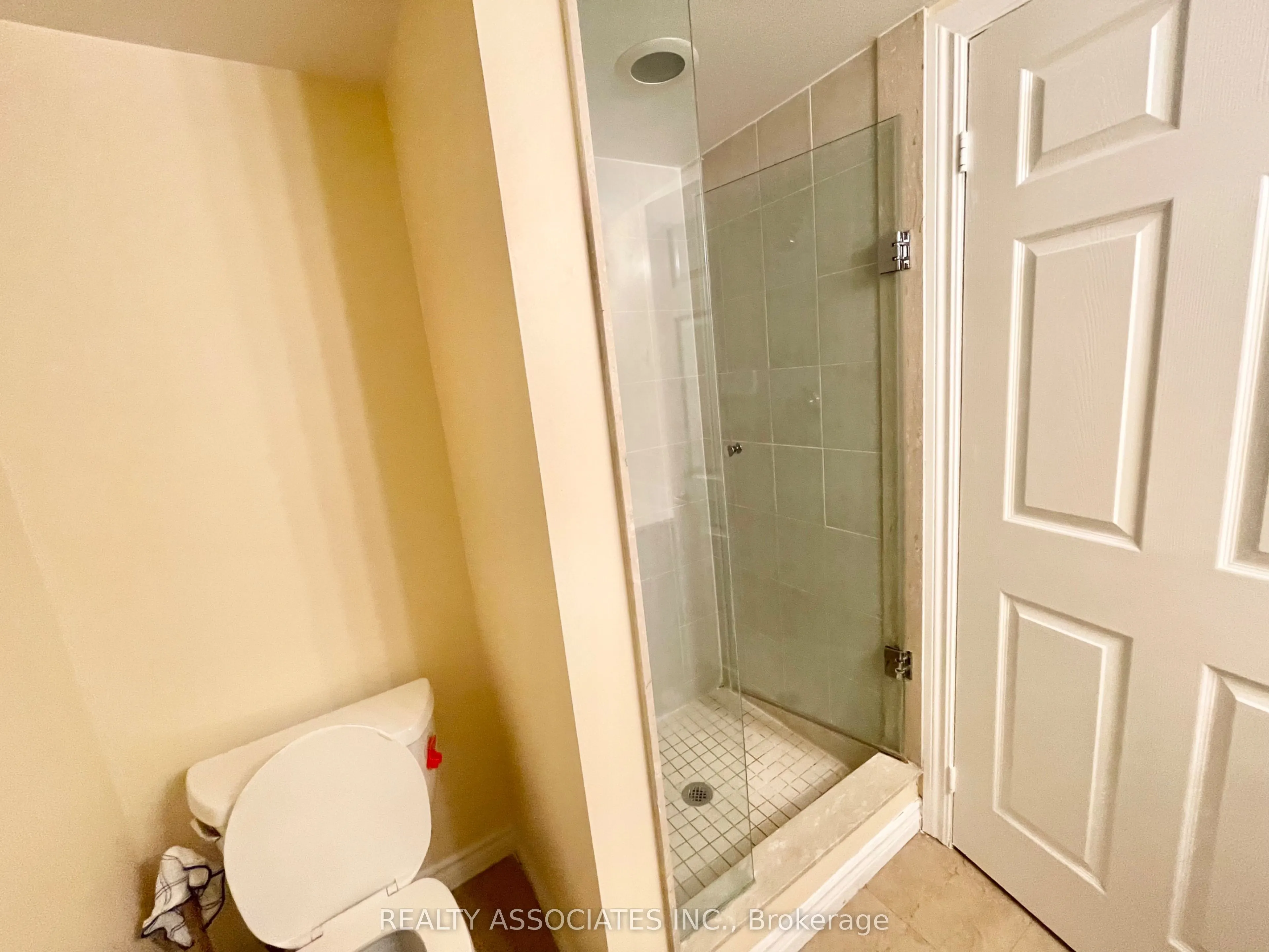 761 Bay Street, #2702