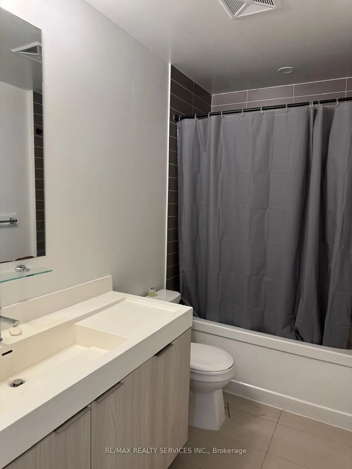 20 Tubman Avenue, #403