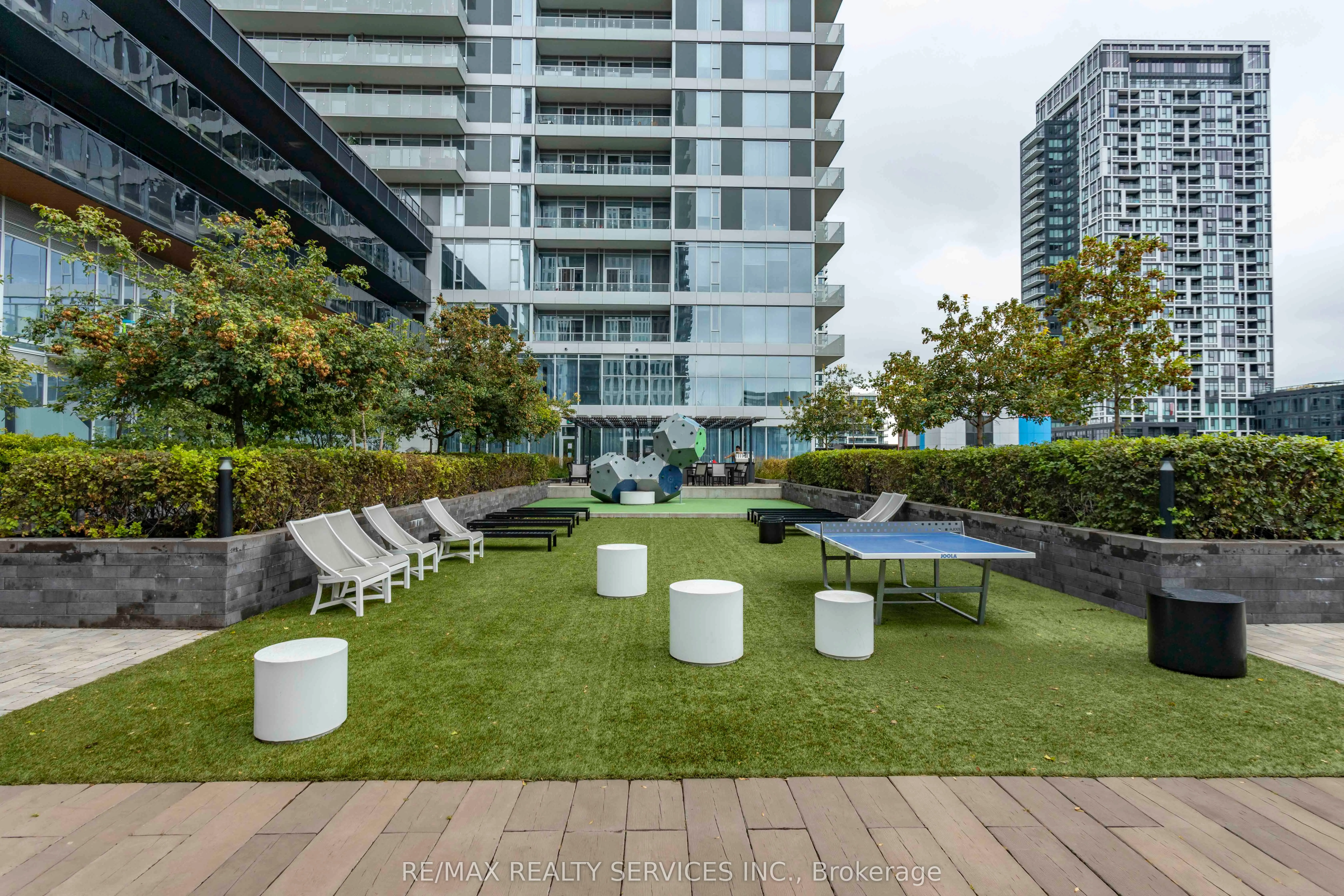 20 Tubman Avenue, #403