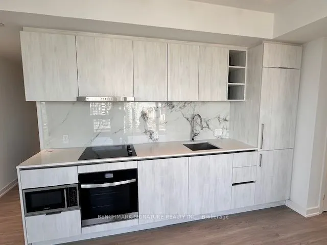 8 Wellesley Street W, #3509