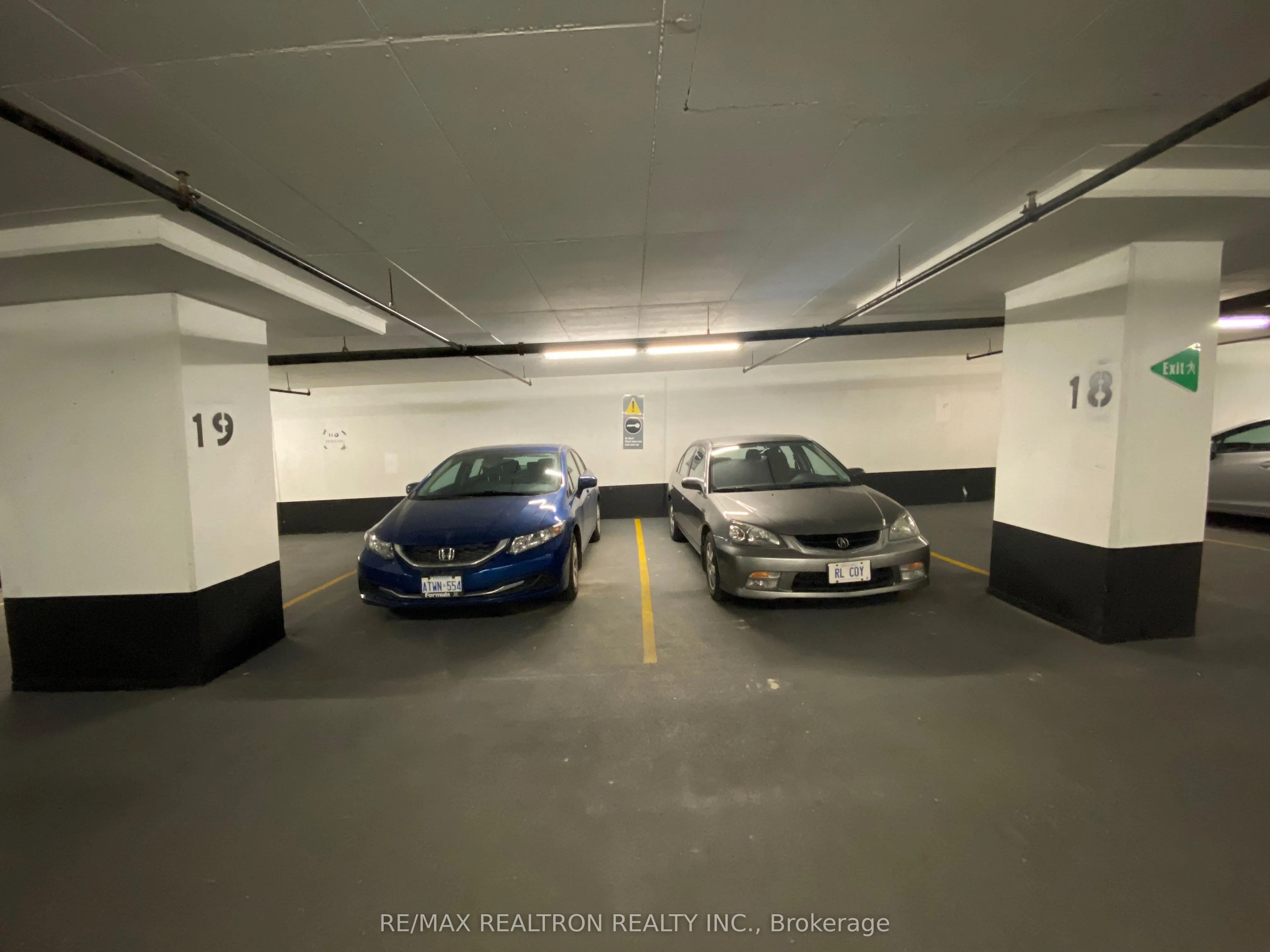 85 Bloor Street E, #1605