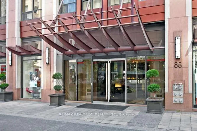85 Bloor Street E, #1605