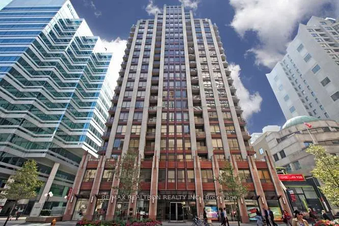 85 Bloor Street E, #1605