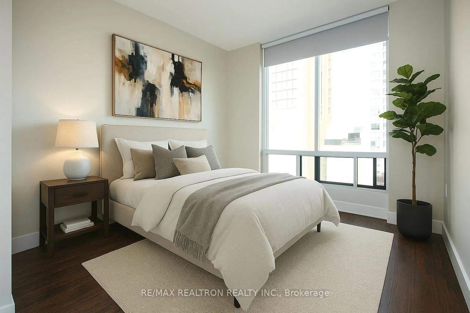 85 Bloor Street E, #1605