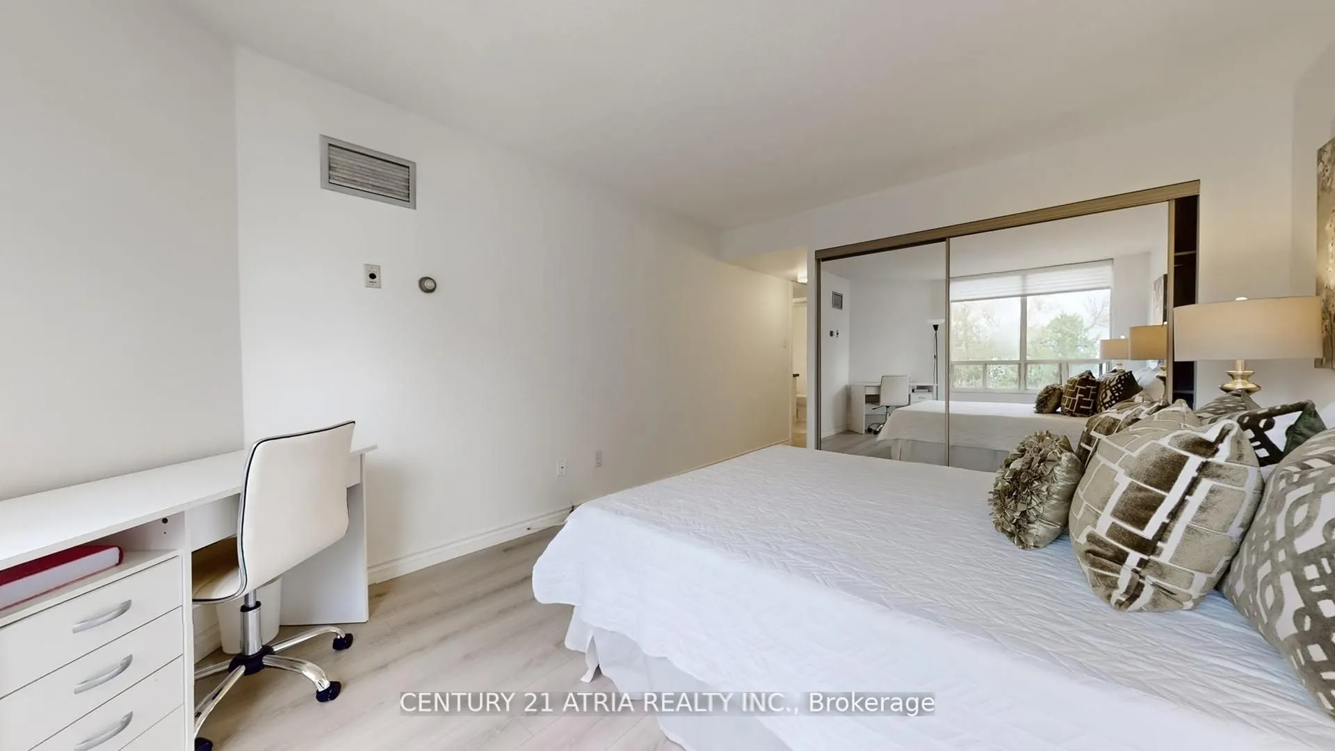 1210 Don Mills Road, #202
