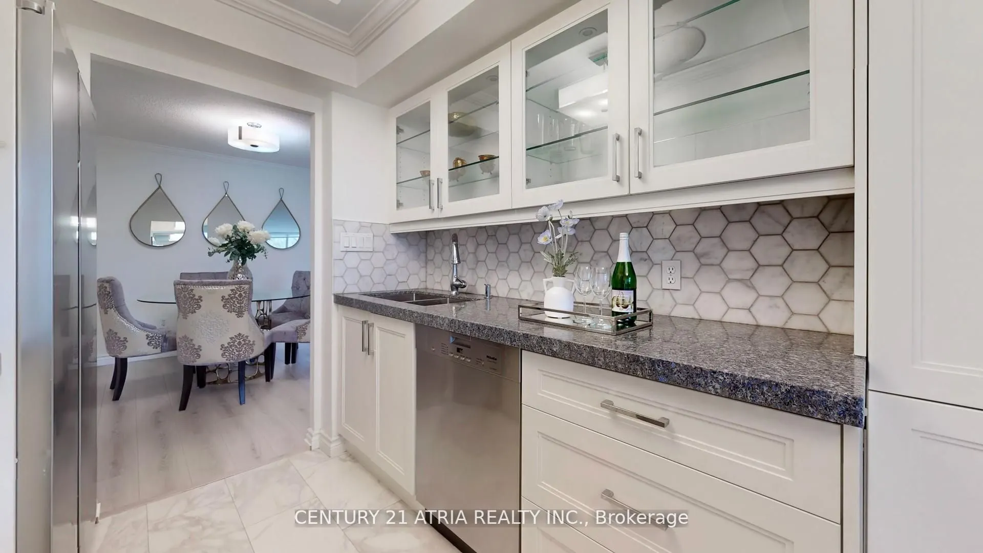1210 Don Mills Road, #202
