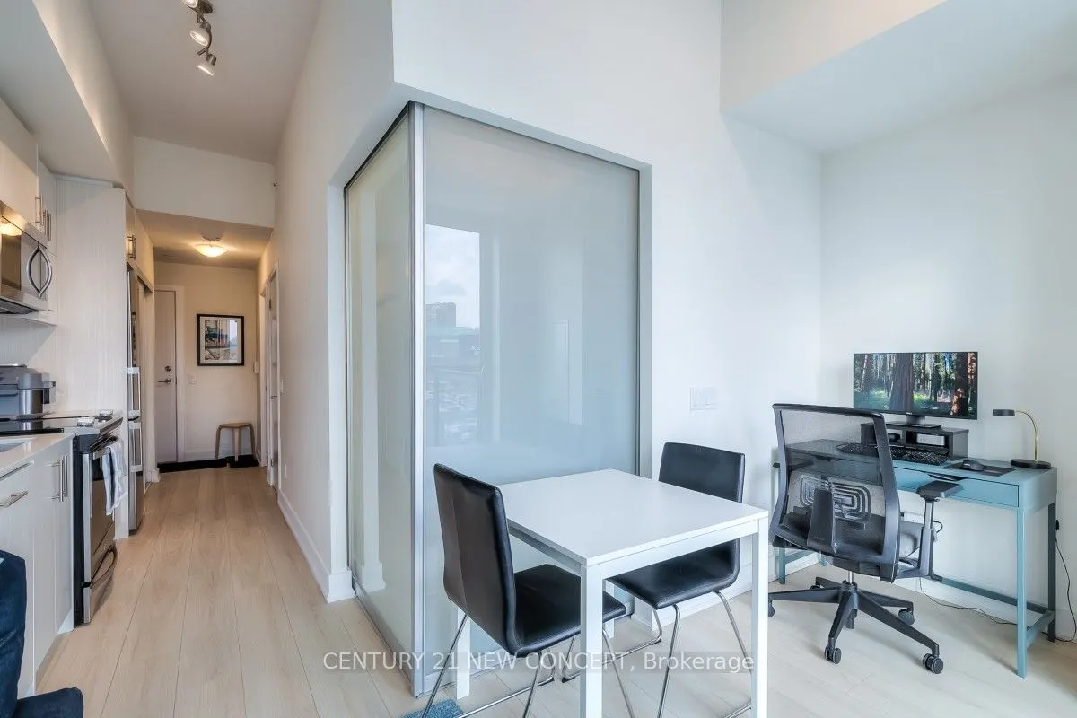 128 Fairview Mall Drive, #402