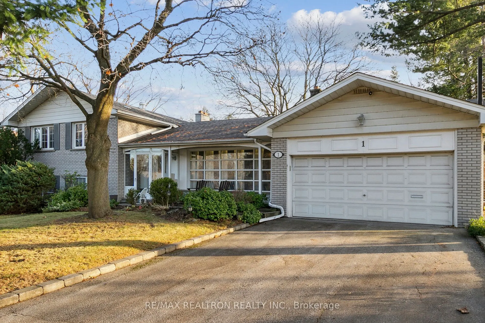 1 Wilket Road