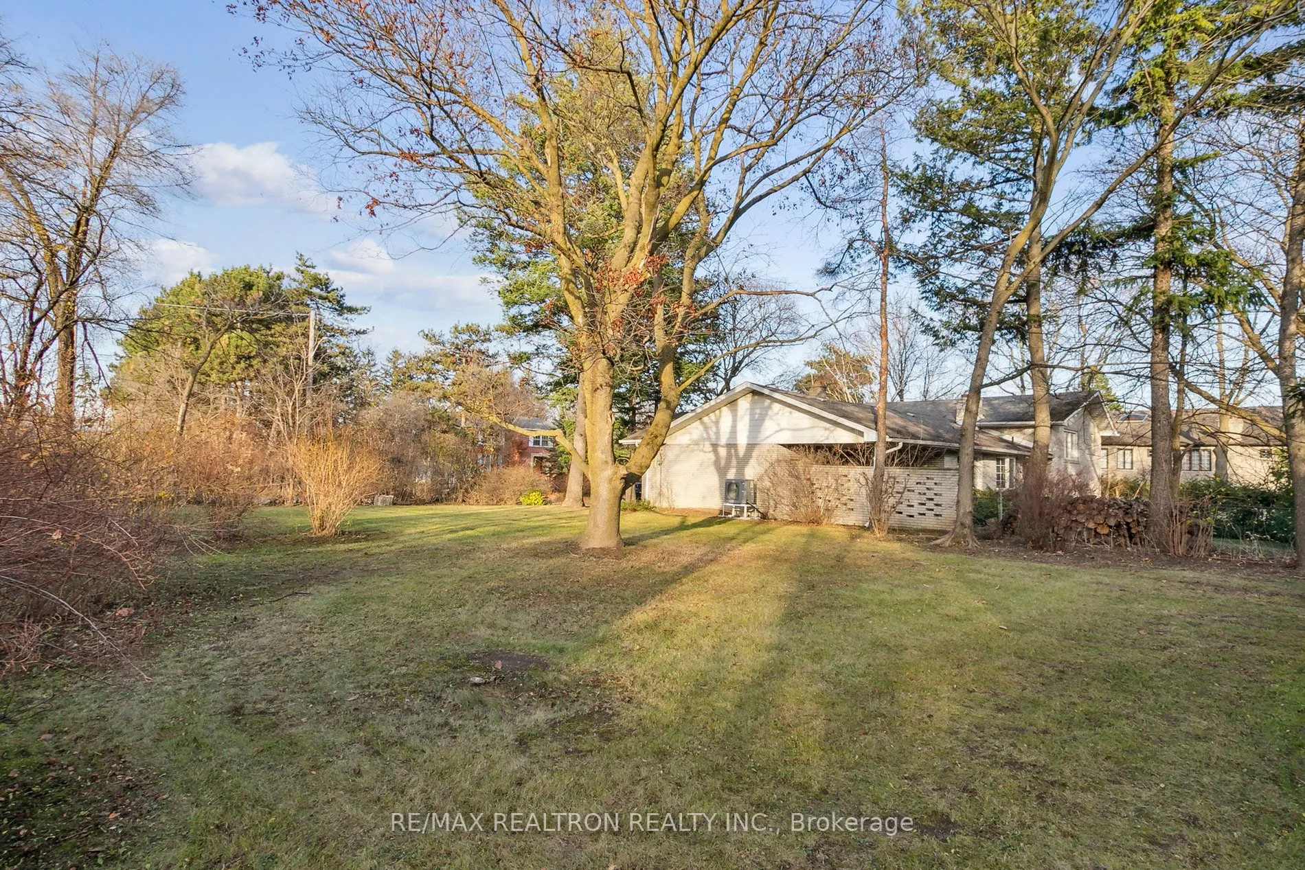 1 Wilket Road