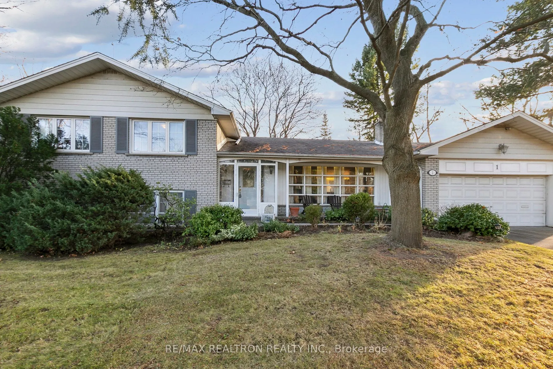 1 Wilket Road