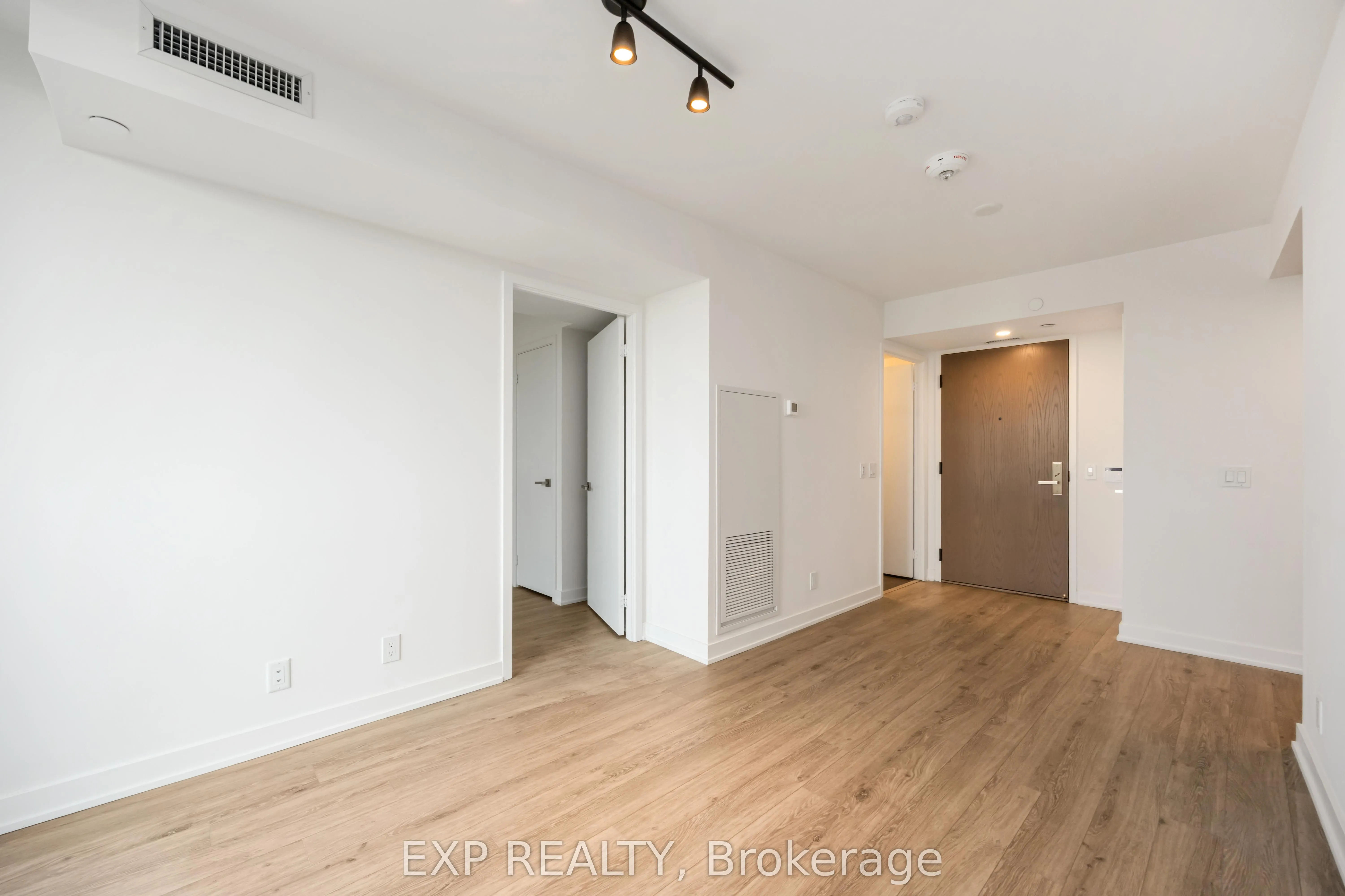30 Tretti Way, #219