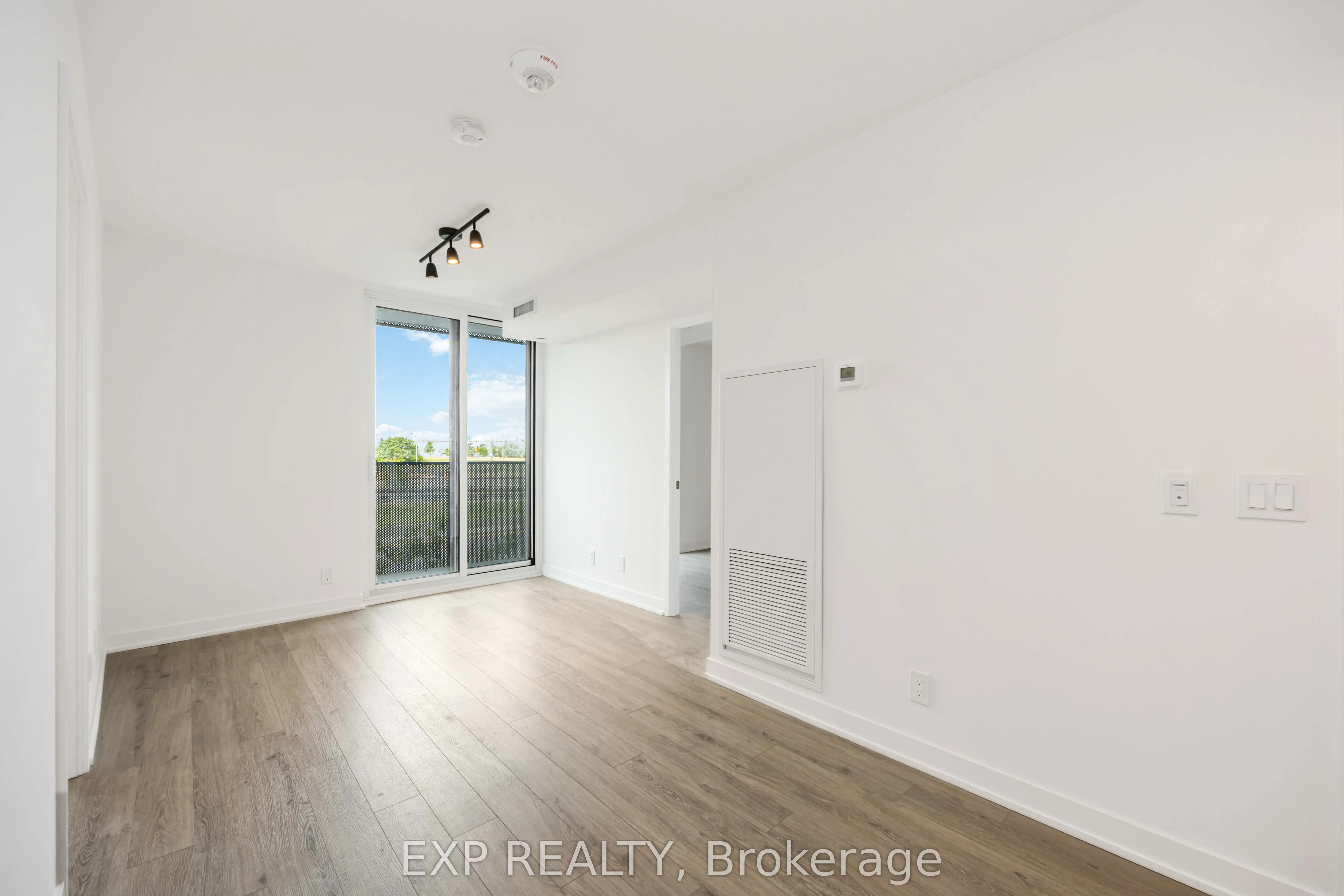 30 Tretti Way, #219