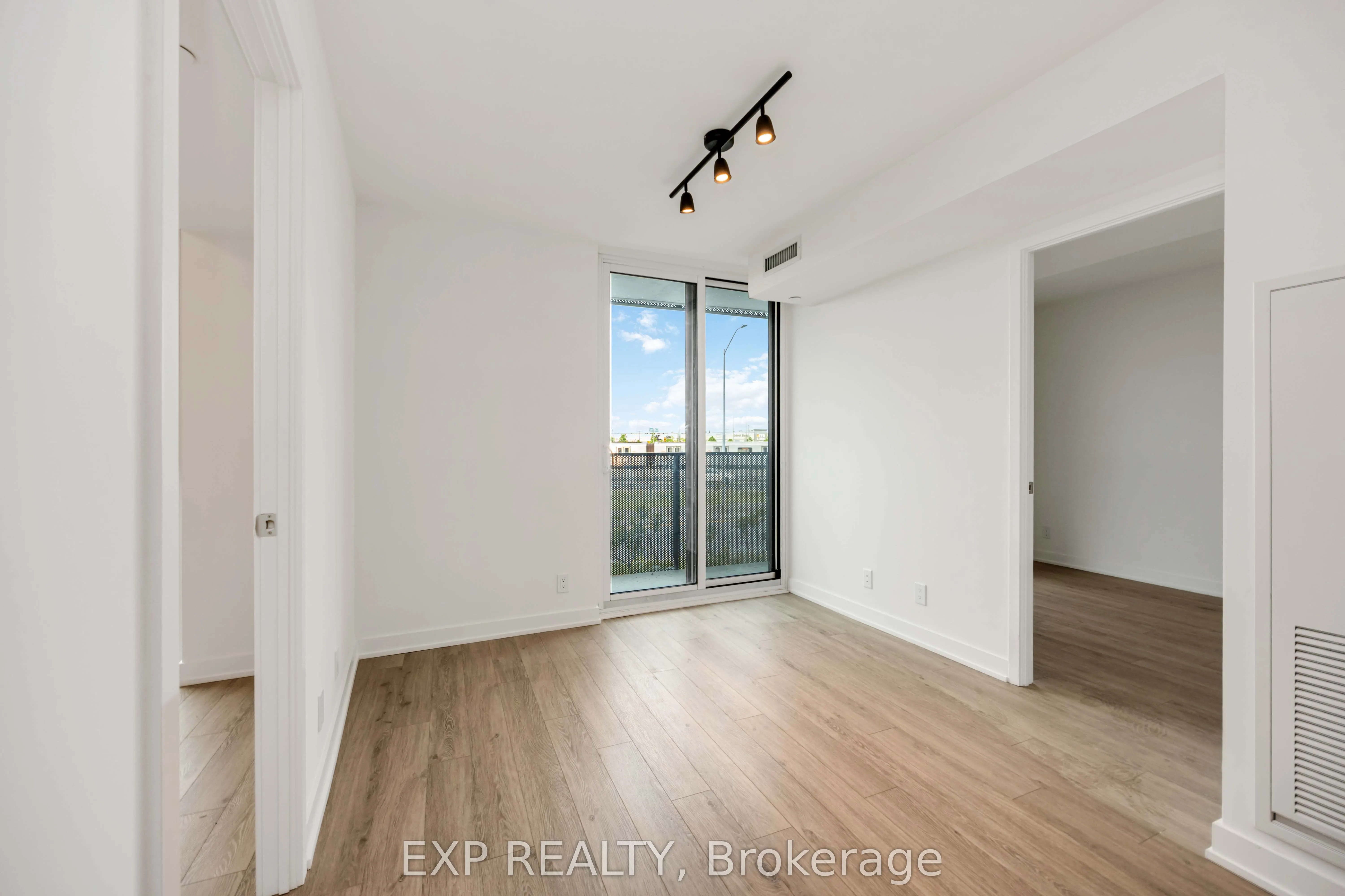 30 Tretti Way, #219
