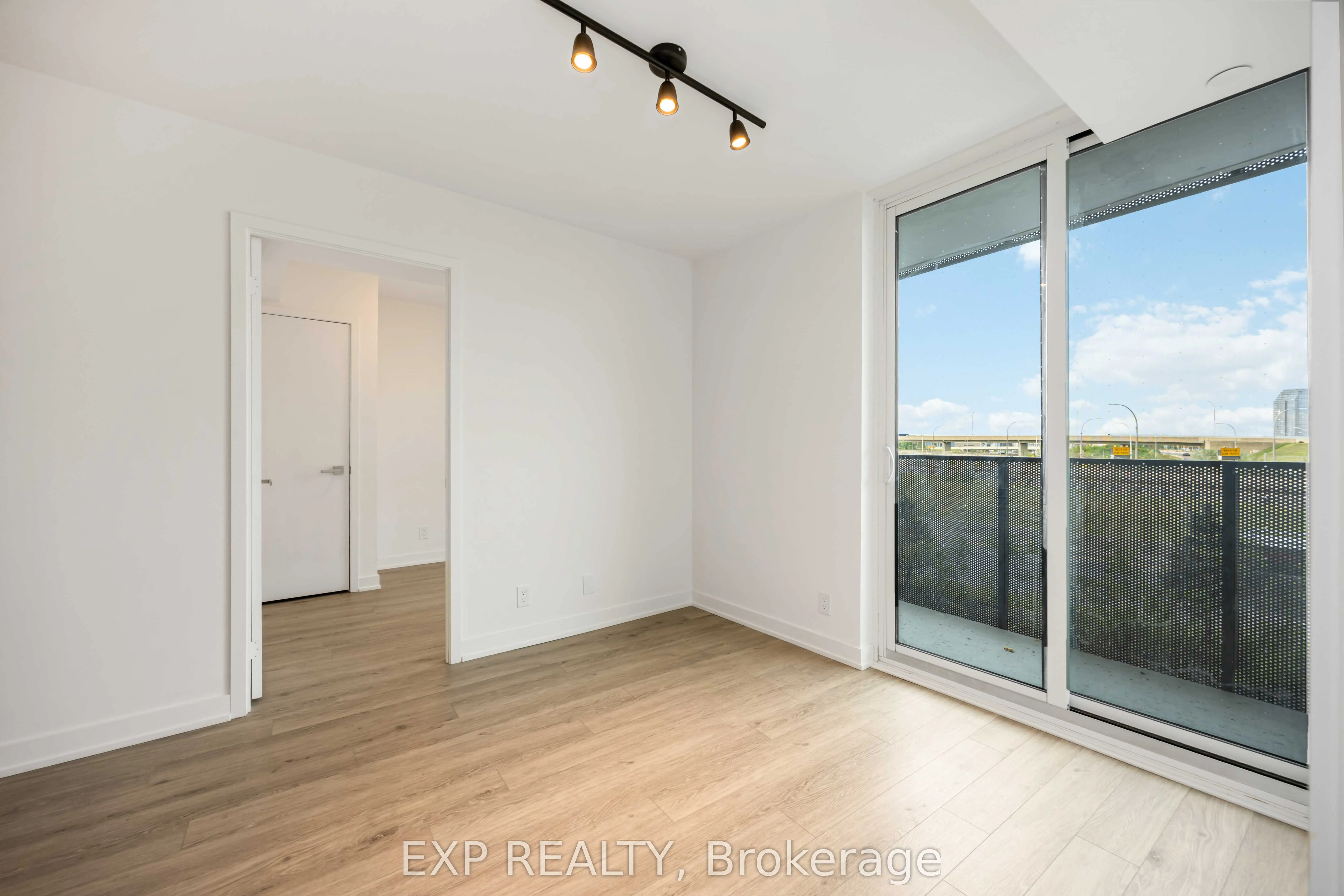 30 Tretti Way, #219
