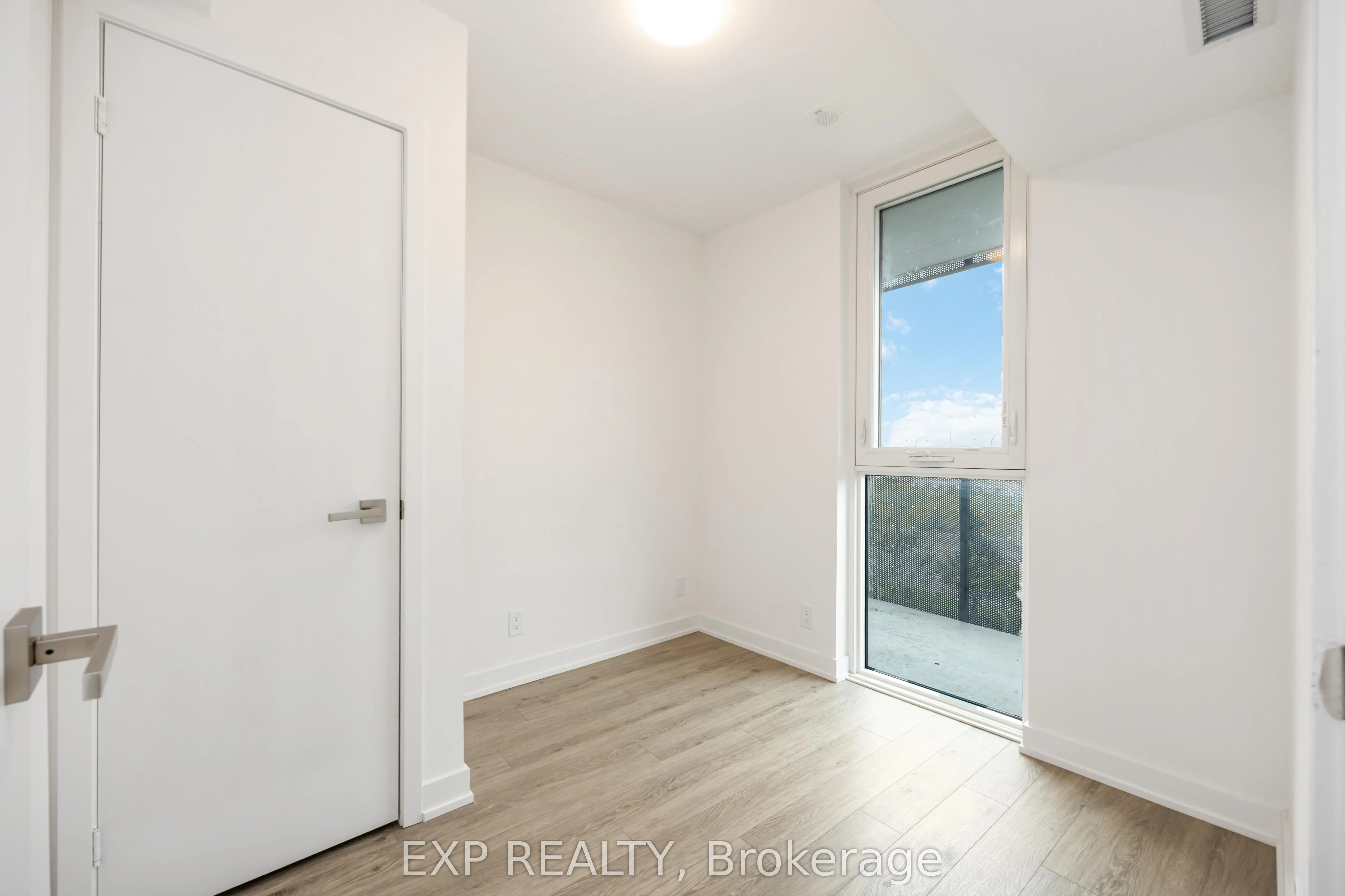 30 Tretti Way, #219