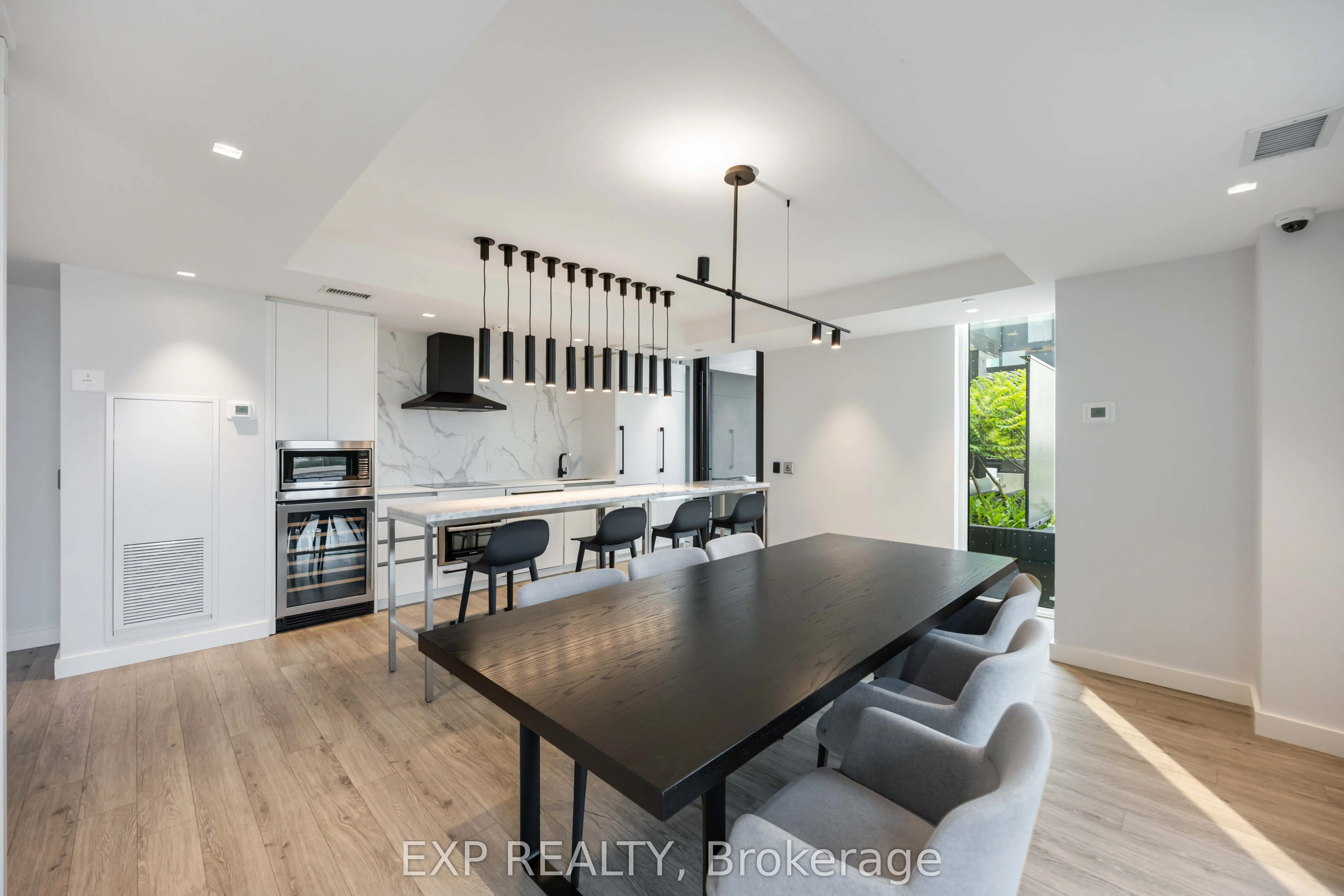 30 Tretti Way, #219