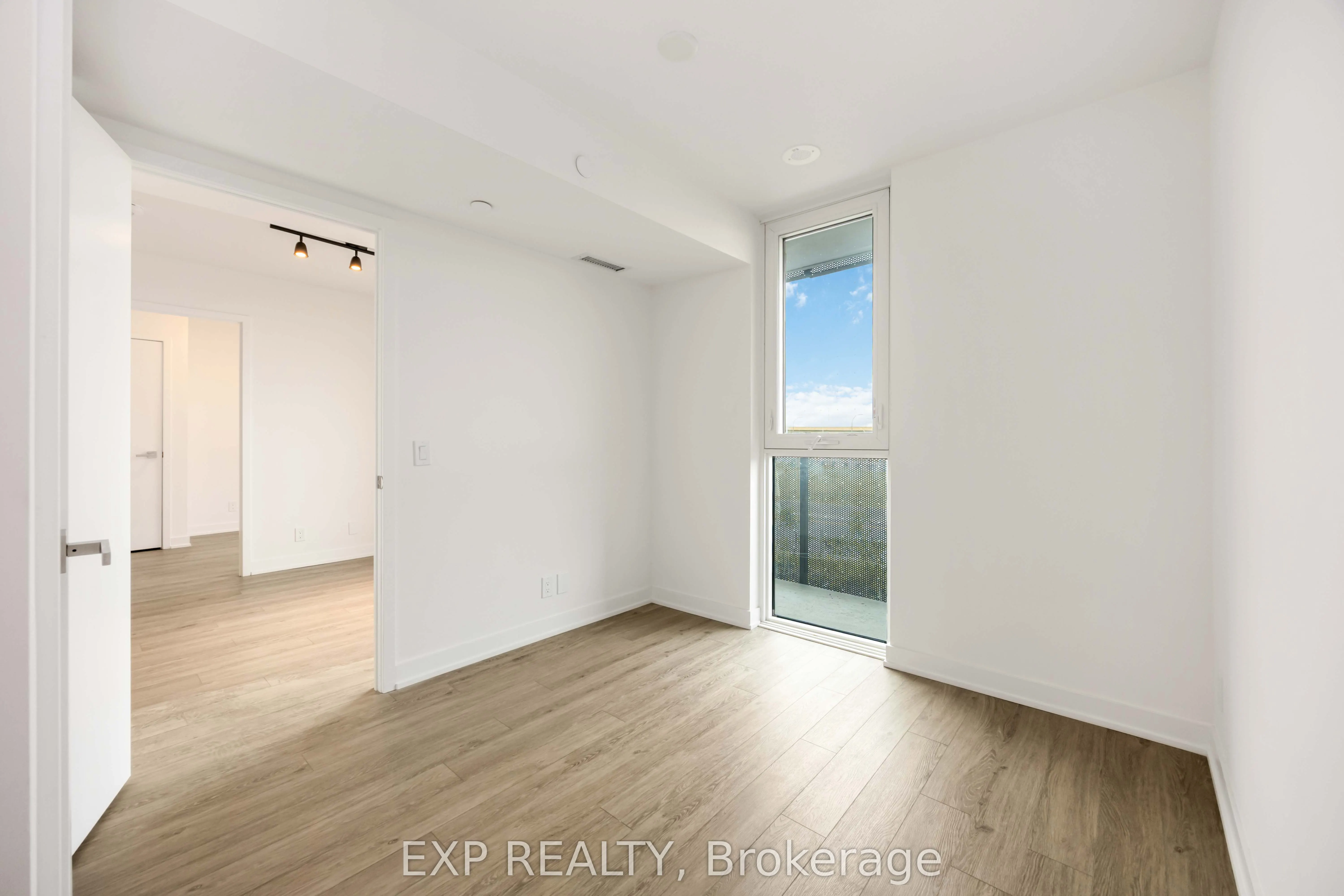 30 Tretti Way, #219
