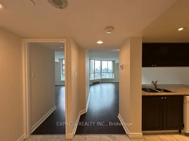 38 Elm Street, #2409