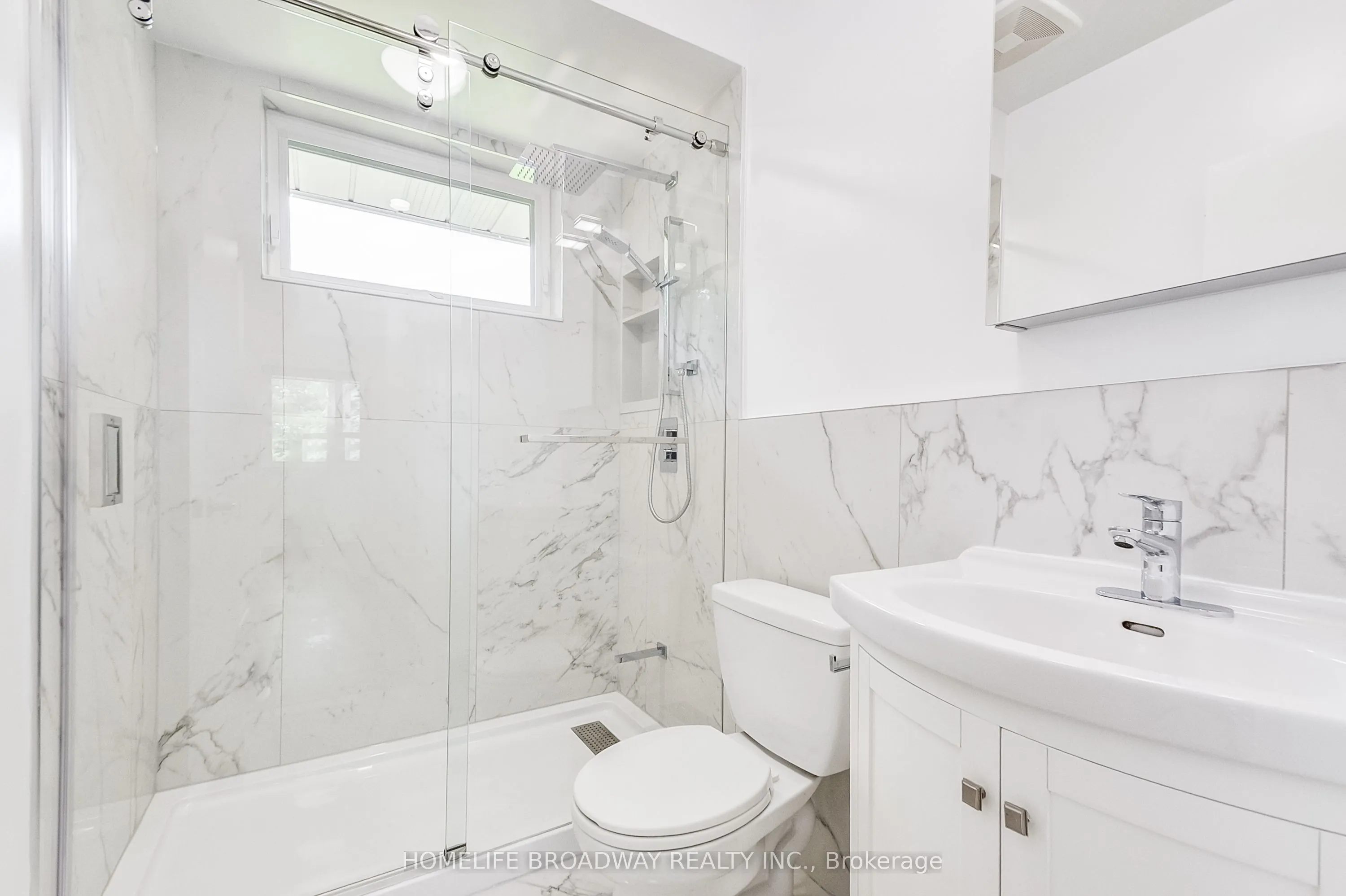 45 Hurlingham Crescent