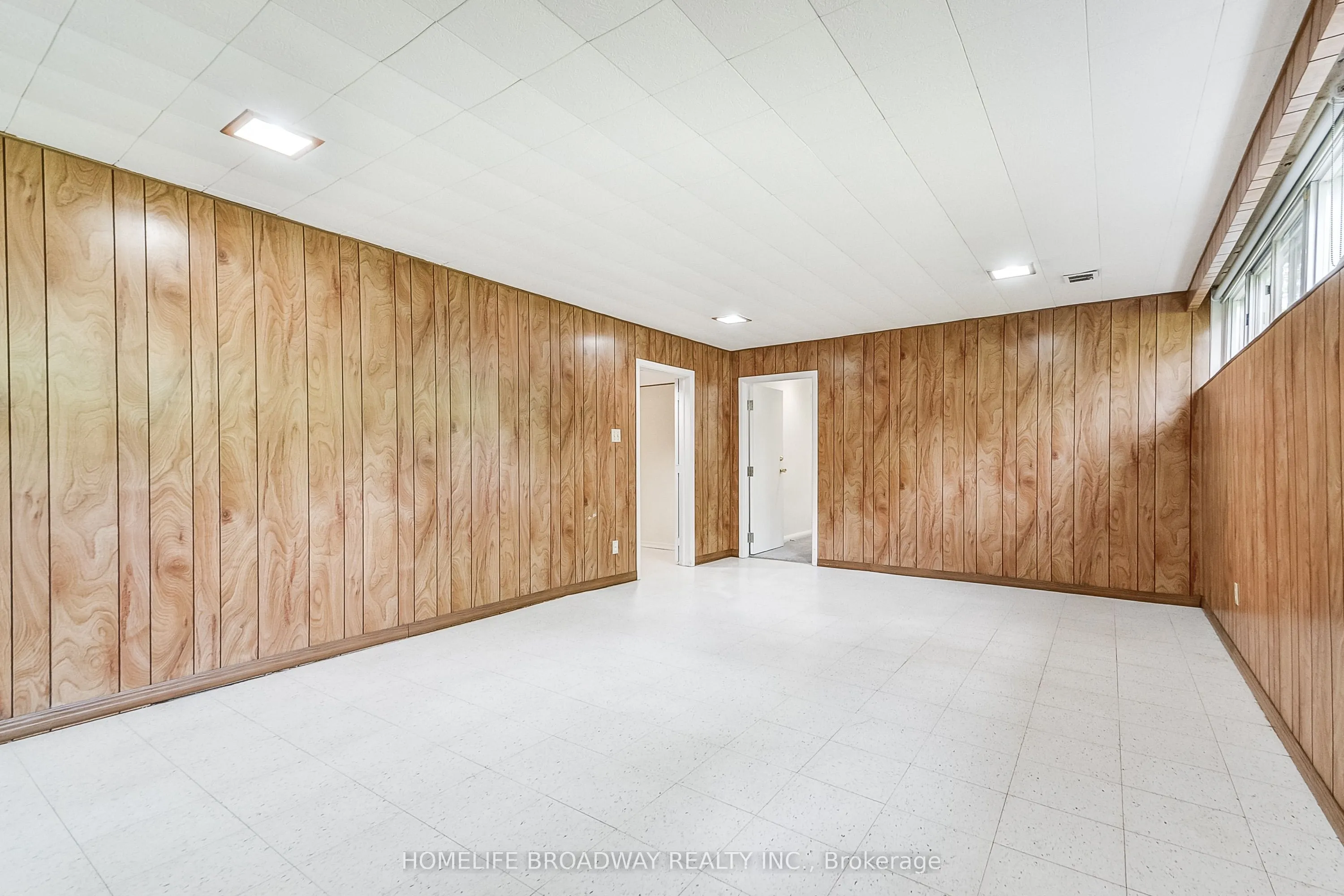 45 Hurlingham Crescent