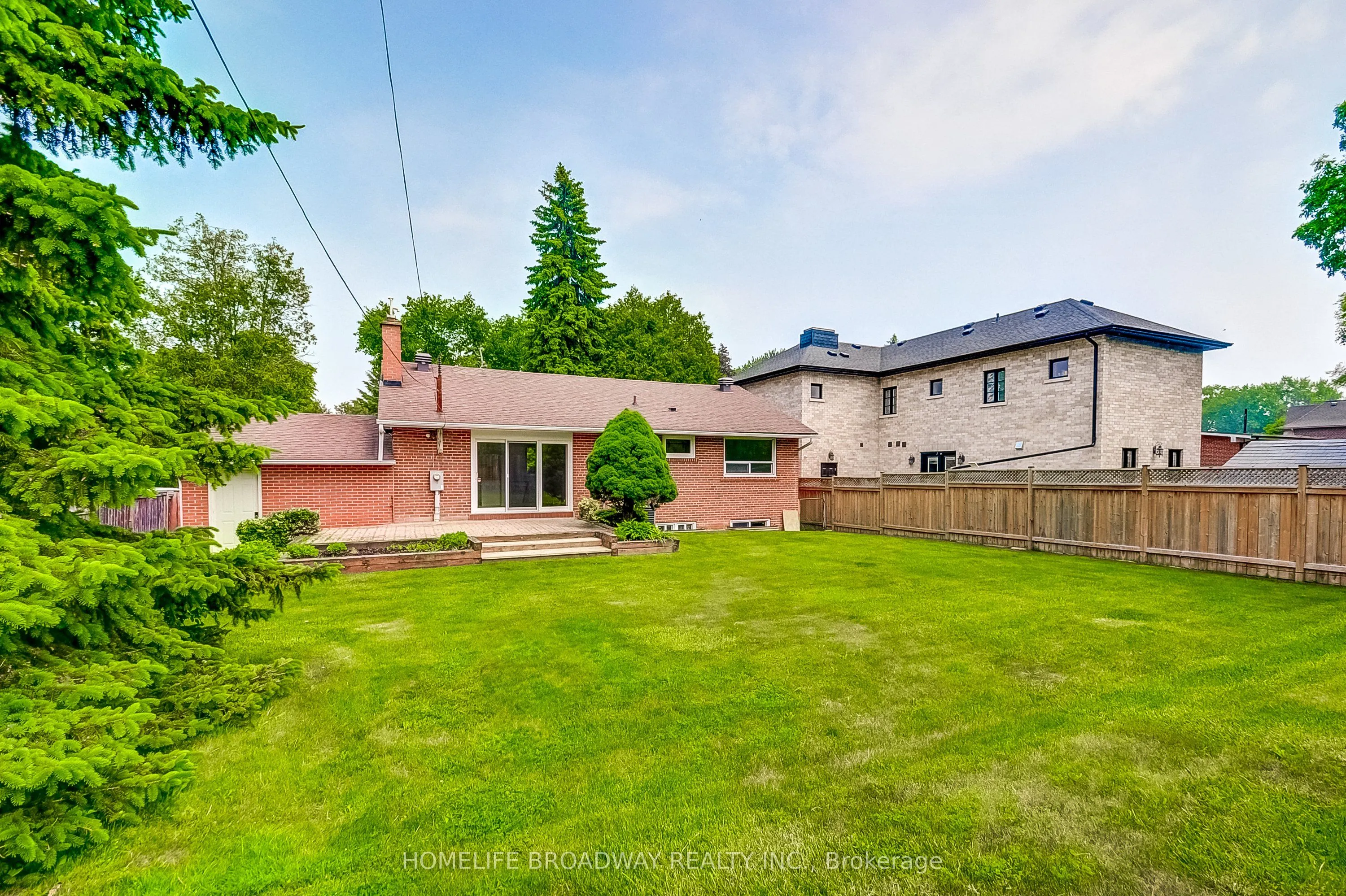 45 Hurlingham Crescent