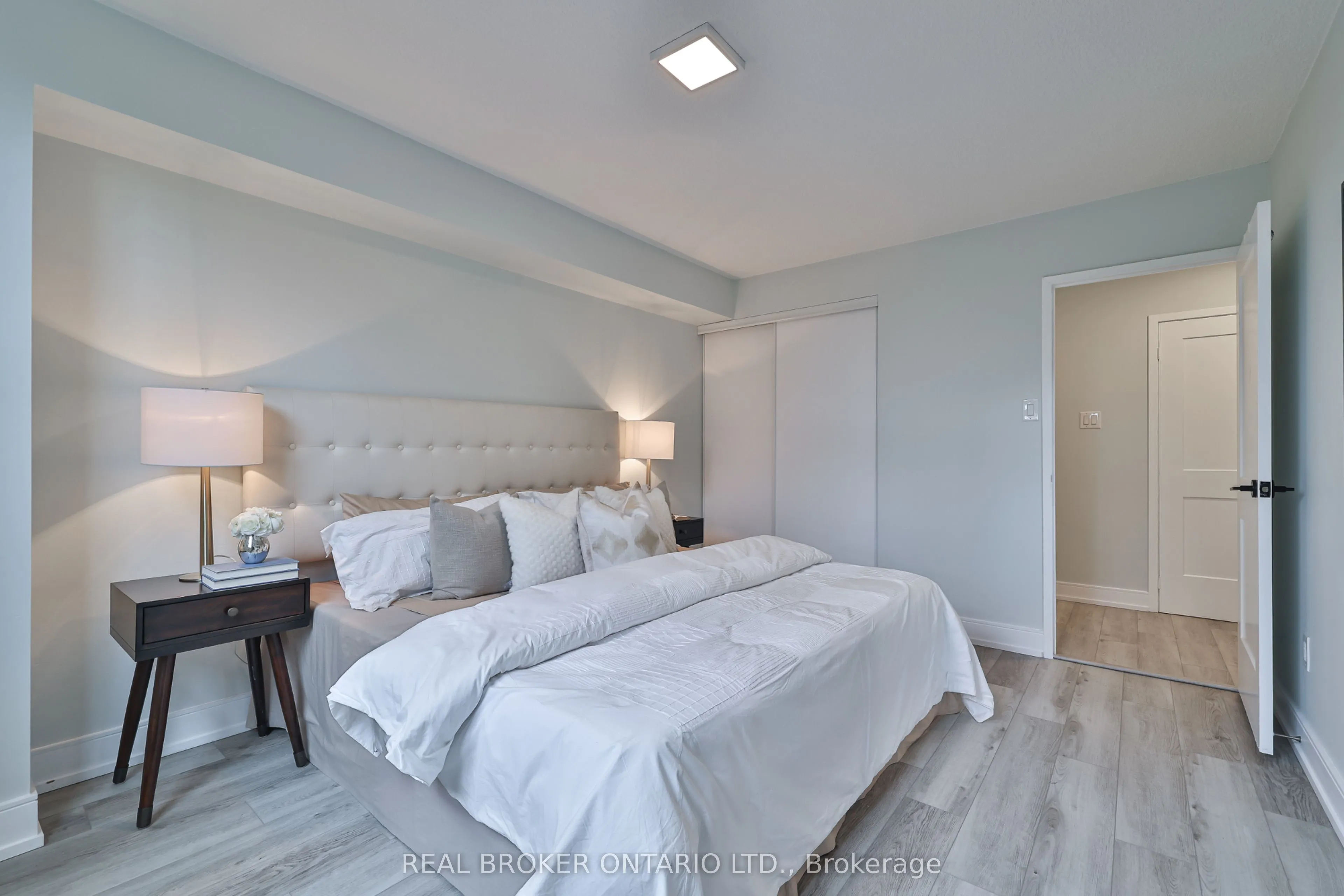 1338 York Mills Road, #309
