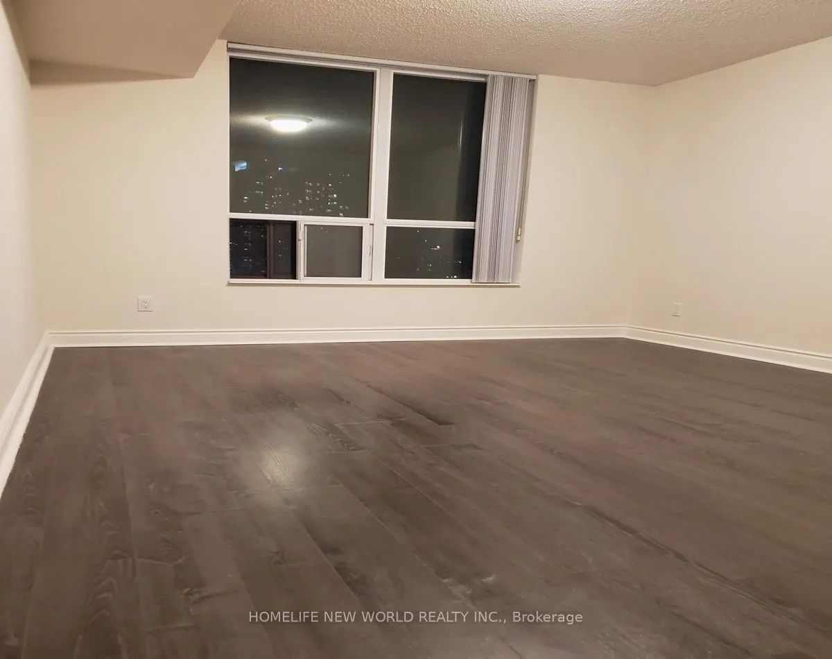 5 Northtown Way, #1512