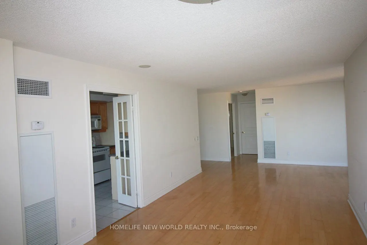 5 Northtown Way, #1512