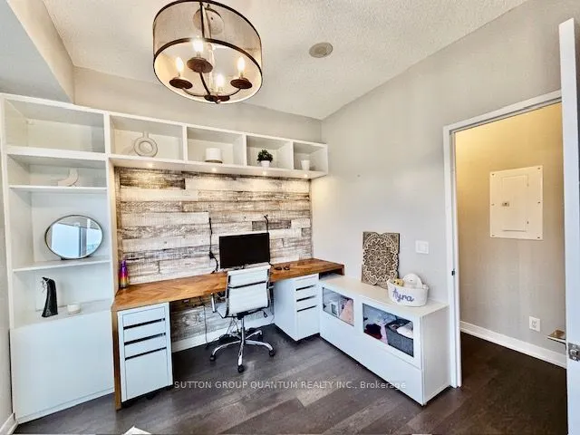 120 Bayview Avenue, #N505