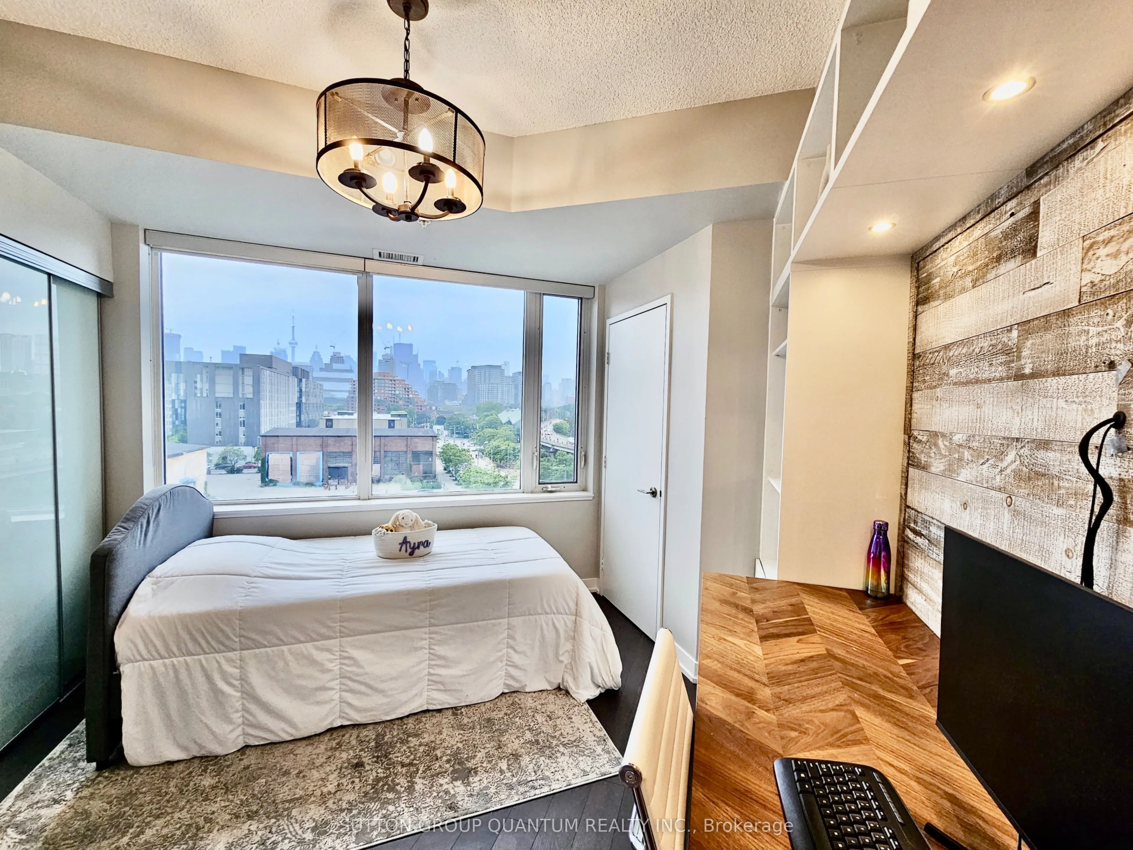 120 Bayview Avenue, #N505