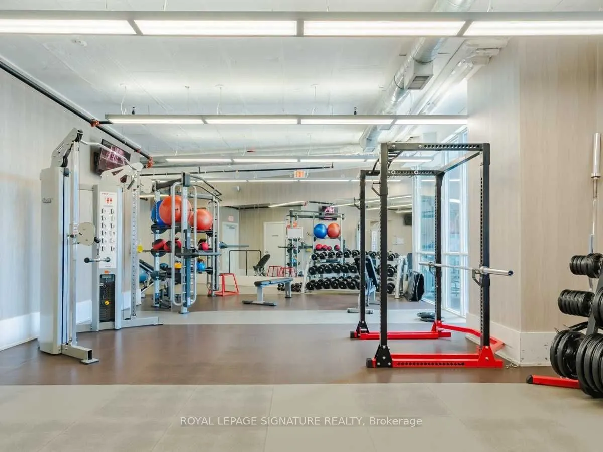 20 Bruyeres Mews, #1106