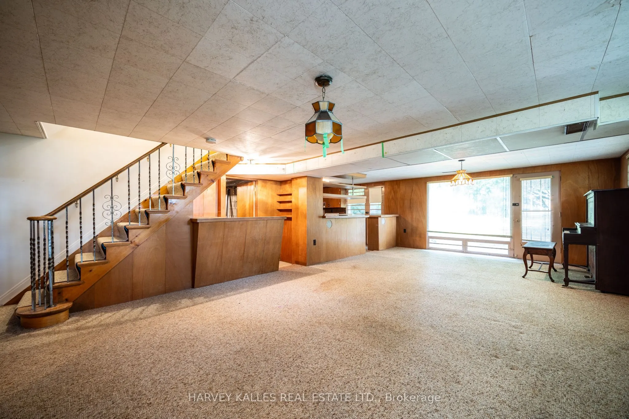 17 Munro Boulevard