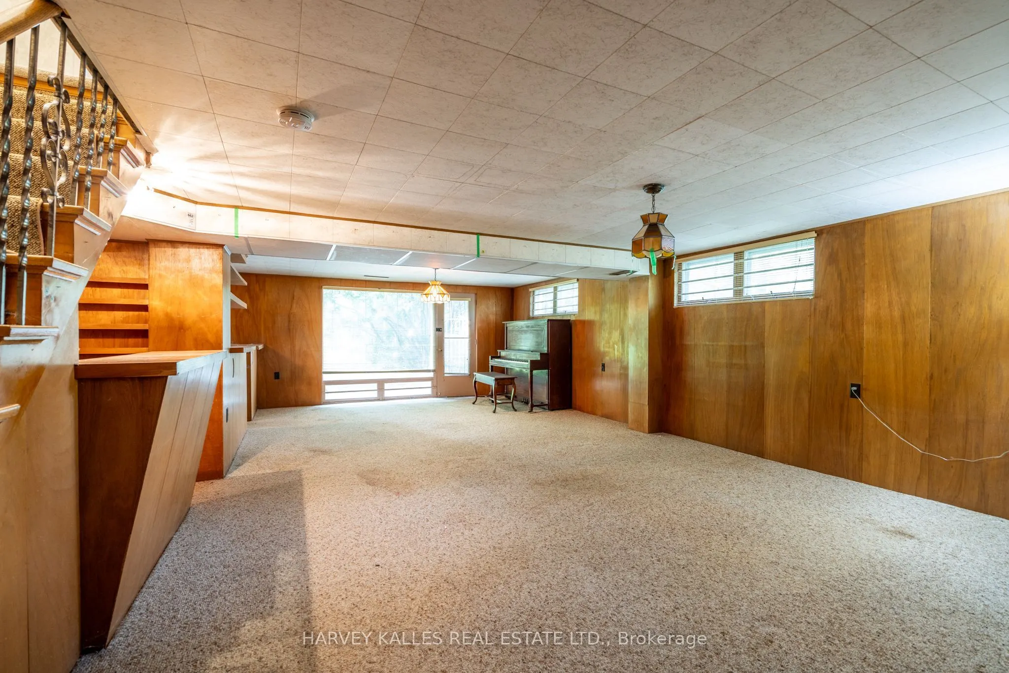 17 Munro Boulevard