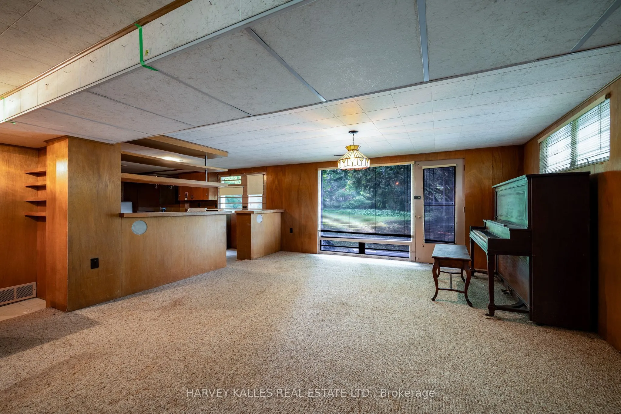 17 Munro Boulevard