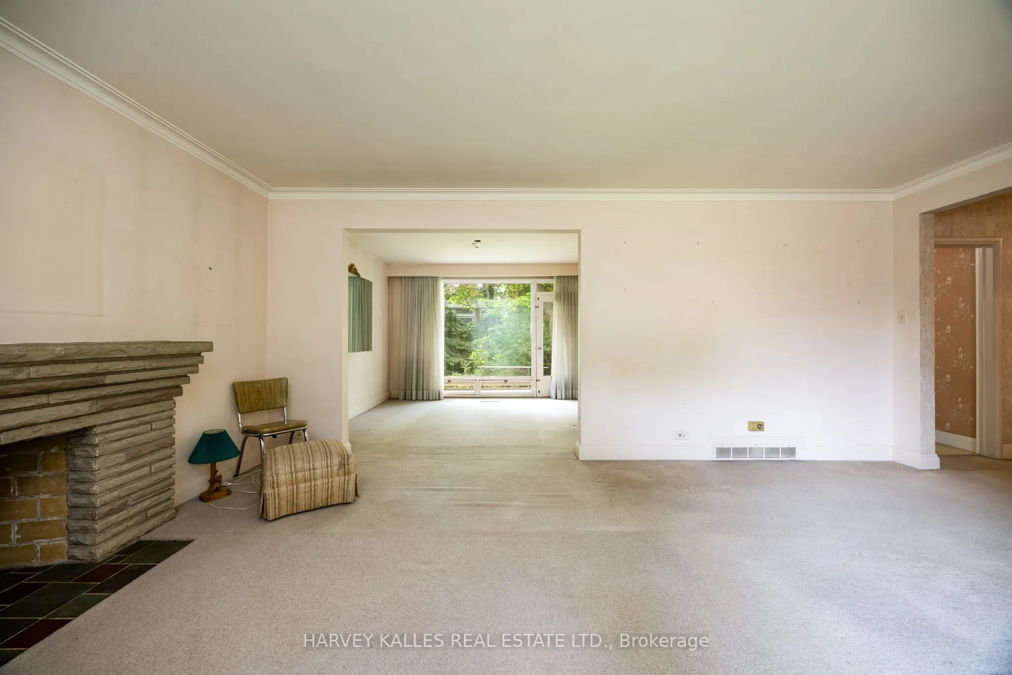 17 Munro Boulevard