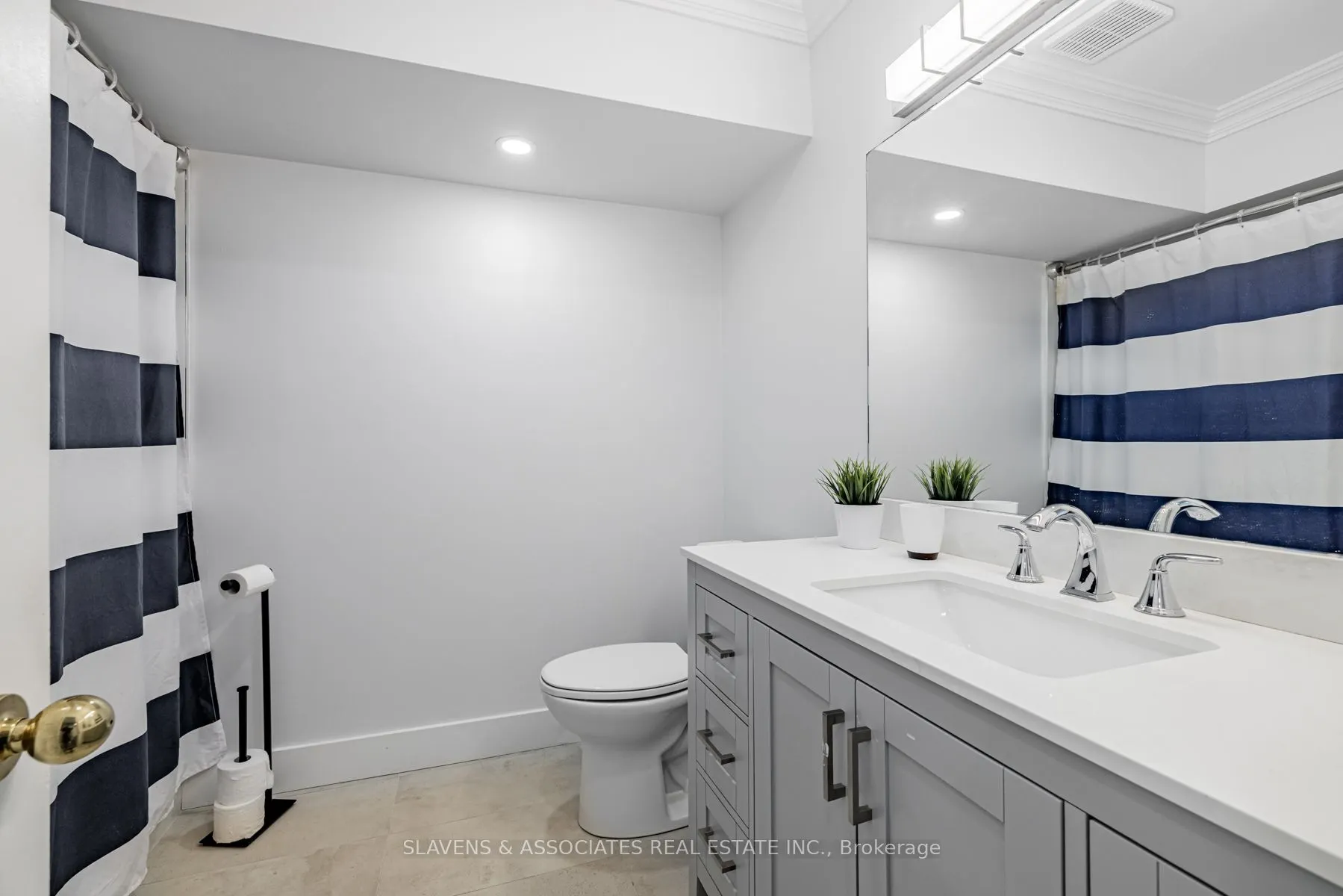 1356 Bathurst Street, #1