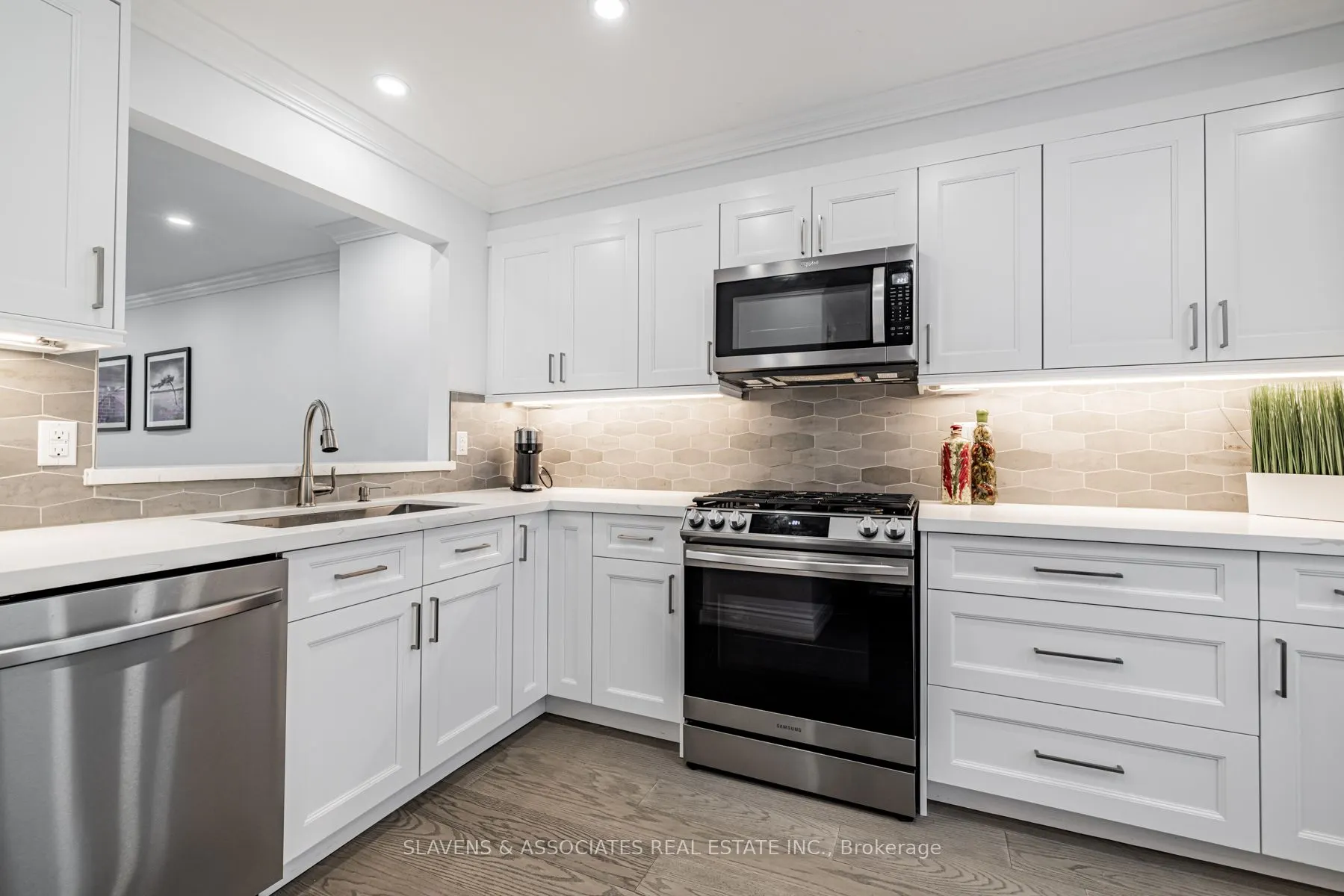 1356 Bathurst Street, #1