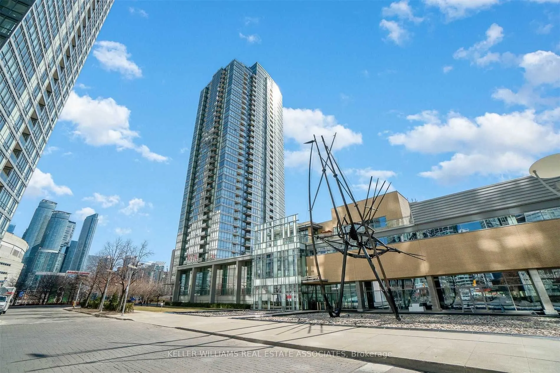 5 Mariner Terrace, #1011