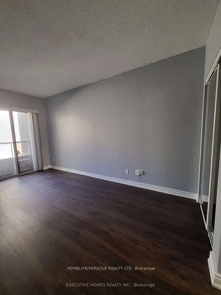 55 Bloor Street E, #603
