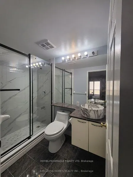 55 Bloor Street E, #603